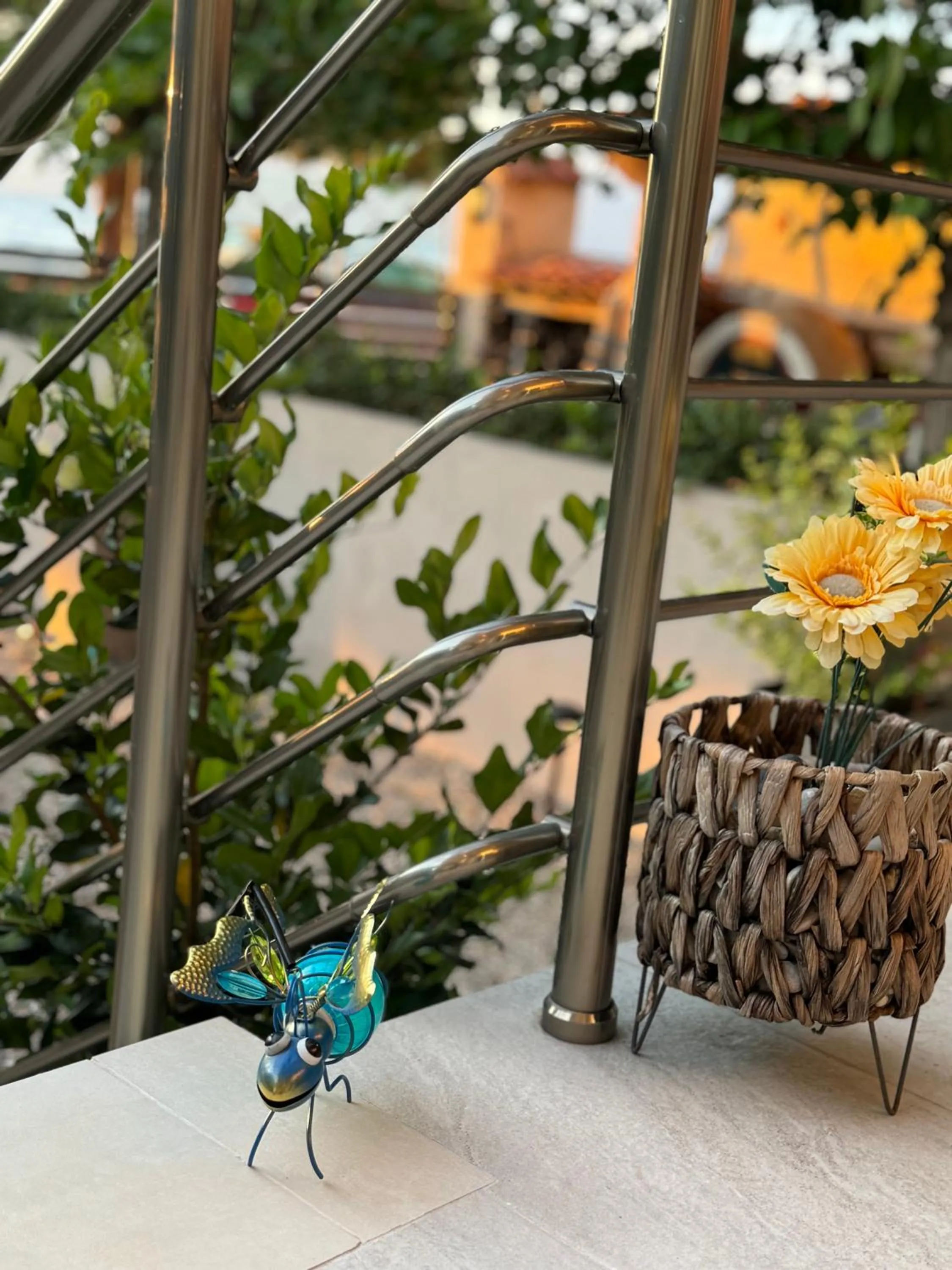 Akrotiri Luxury Suites