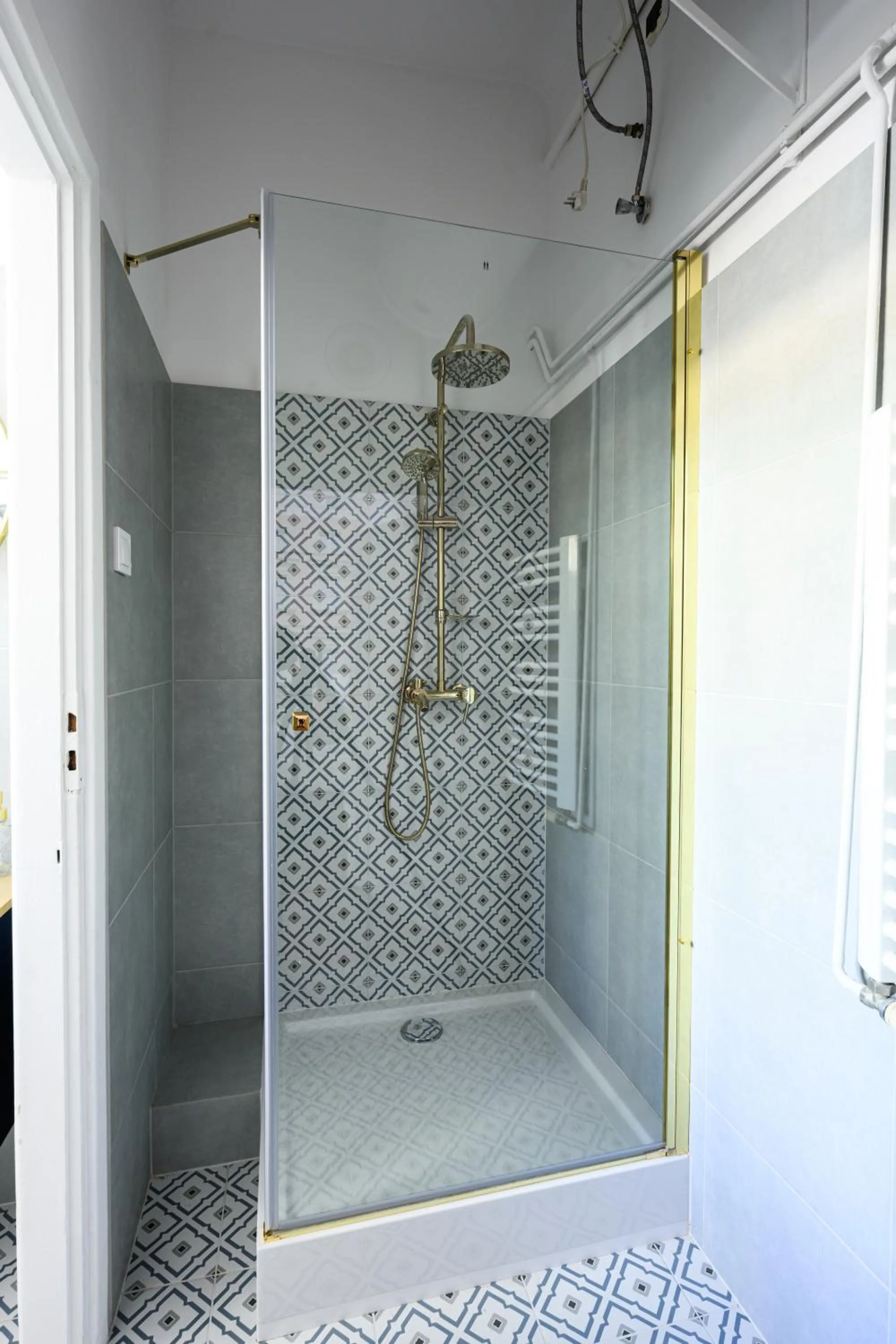 Shower in Wiślna Main Square Apartments