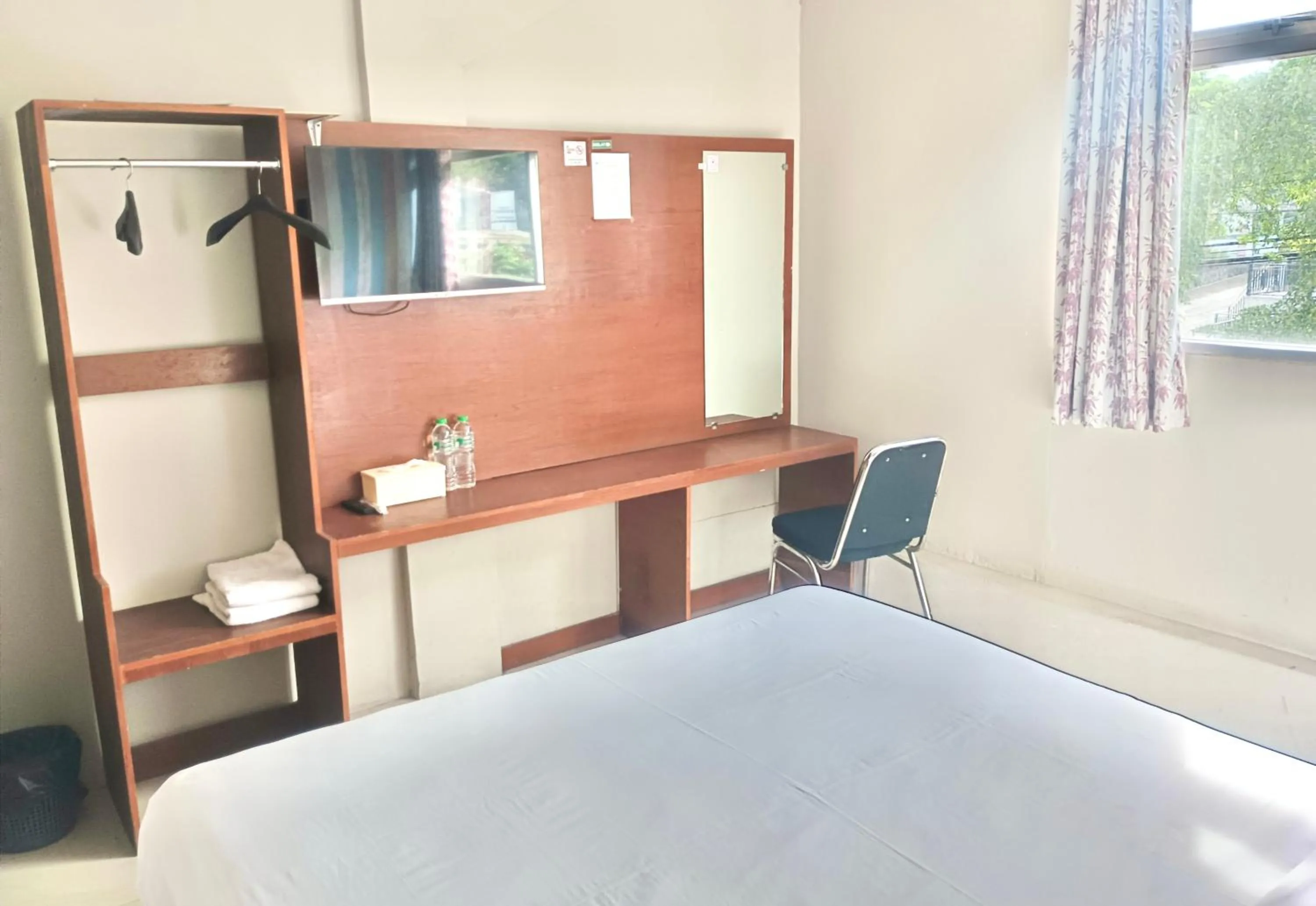 Bed in The Aurora by Makati