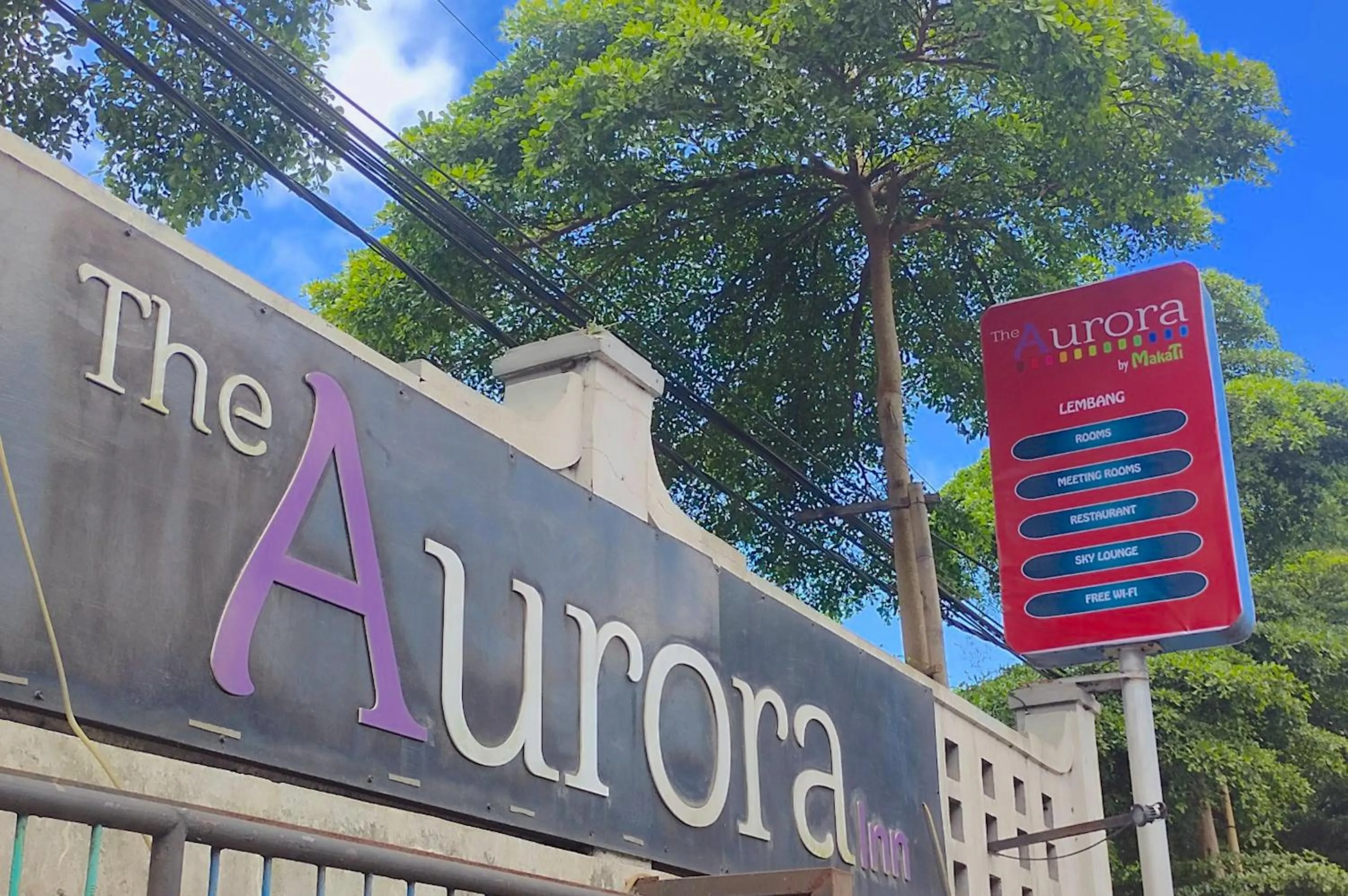 Day in The Aurora by Makati