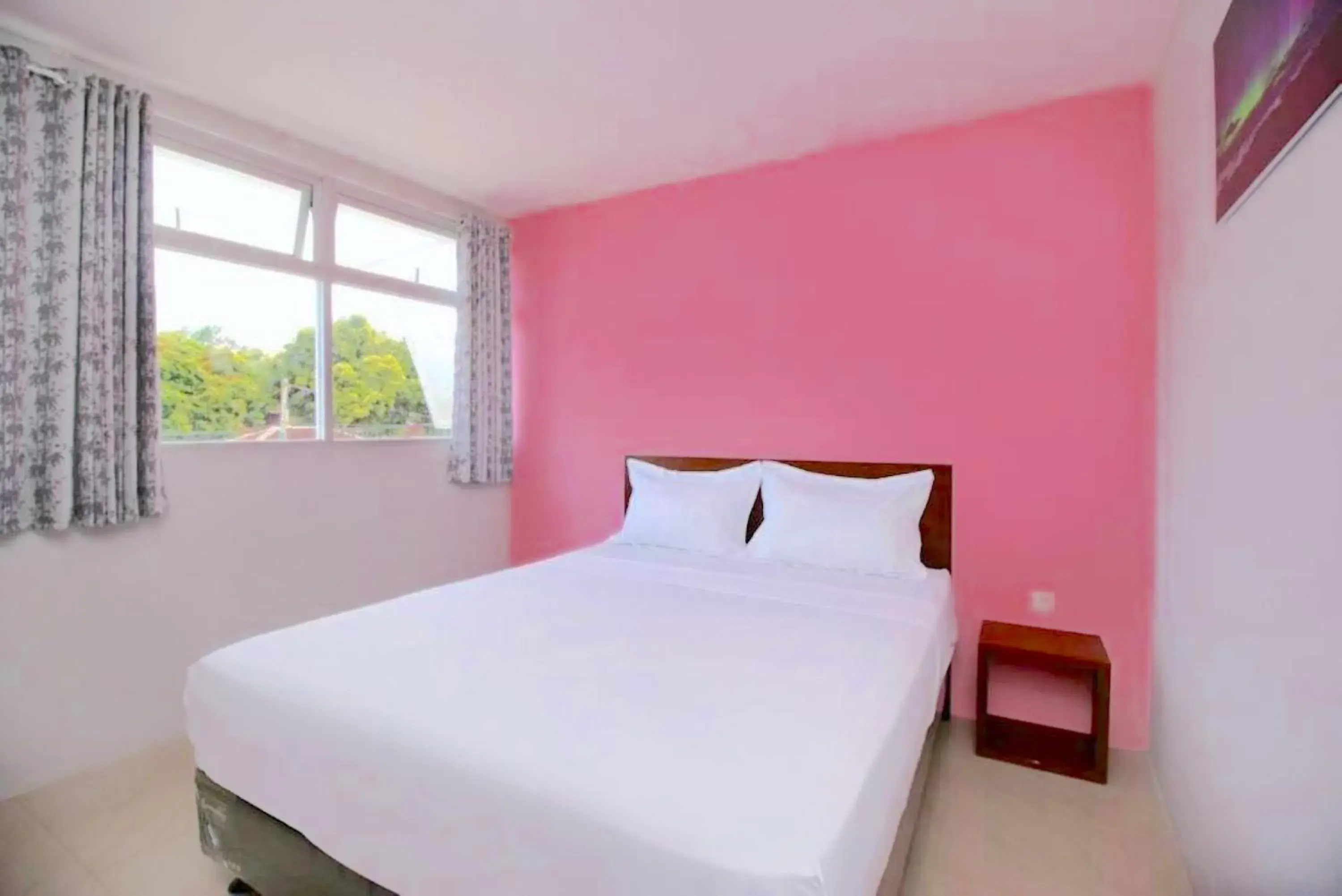 Bed in The Aurora by Makati Bed in The Aurora by Makati