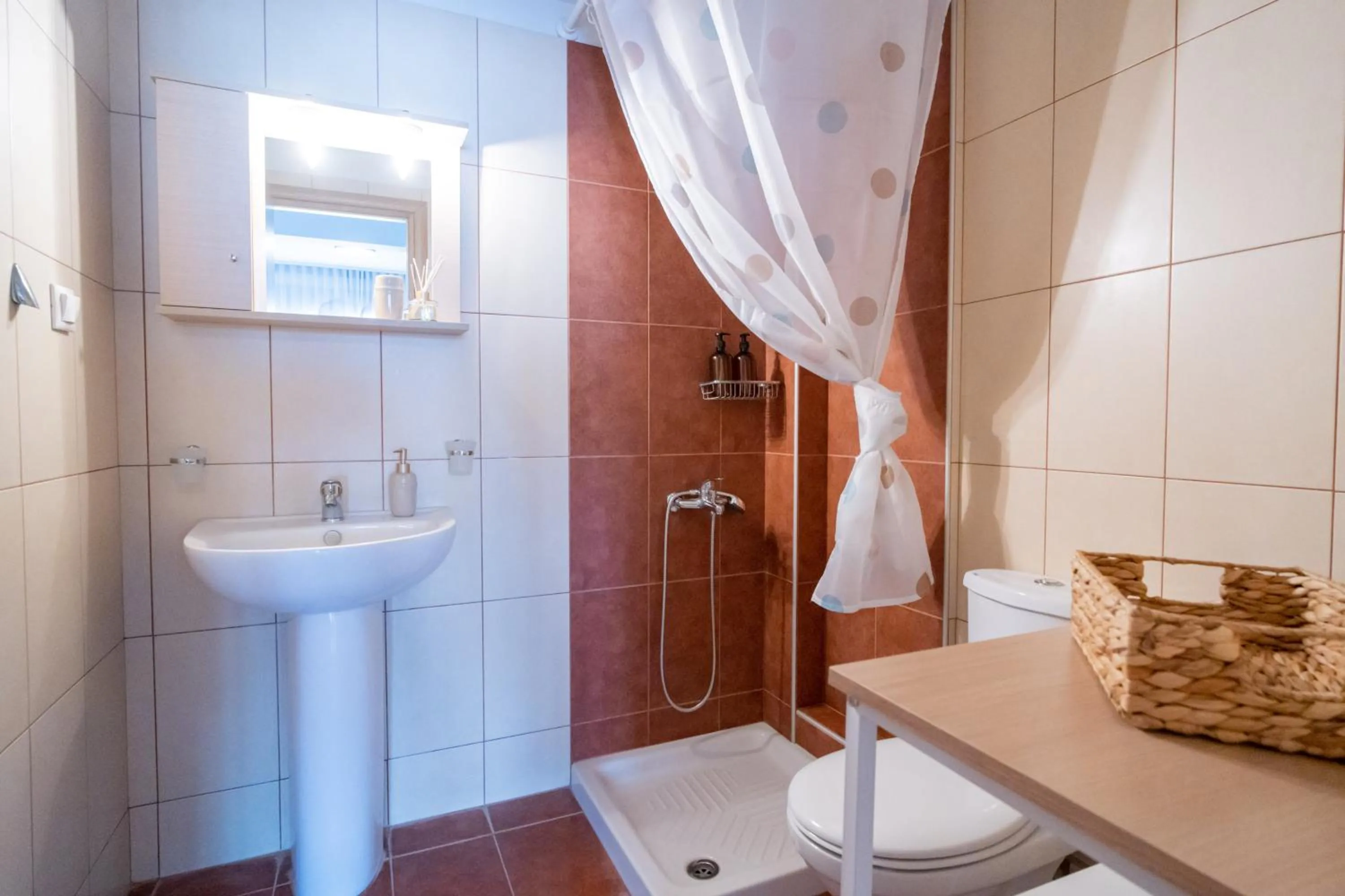 Bathroom in #S20 Chic 1 BR apartment in the centre of Volos