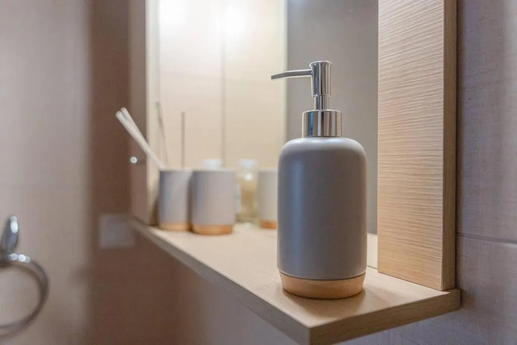 Bathroom in #S20 Chic 1 BR apartment in the centre of Volos