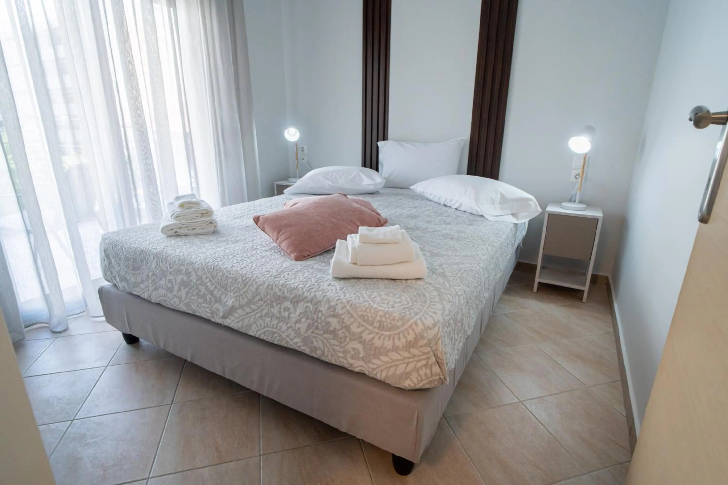 Bedroom, Bed in #S20 Chic 1 BR apartment in the centre of Volos