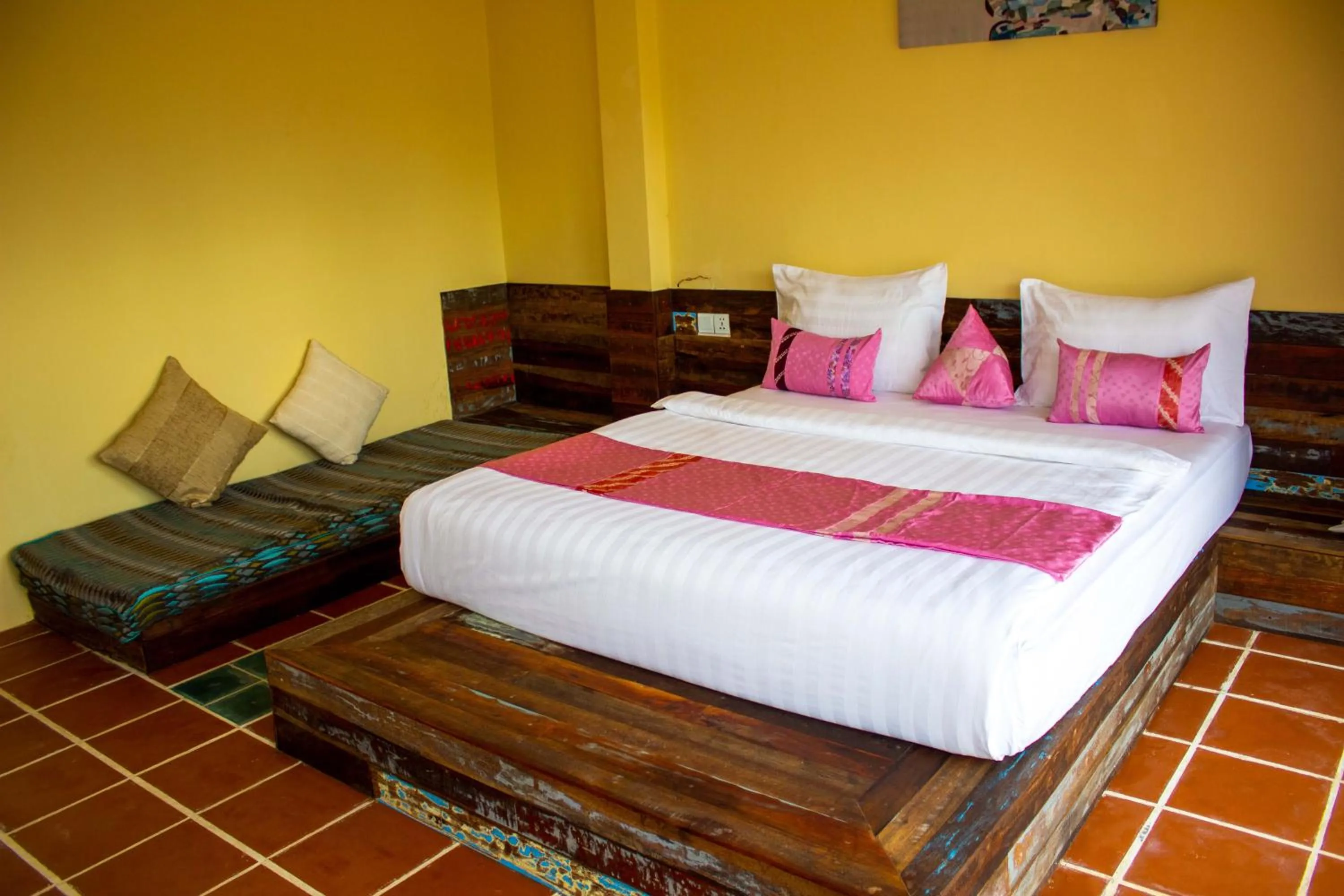 Photo of the whole room in Kampot Eco Village