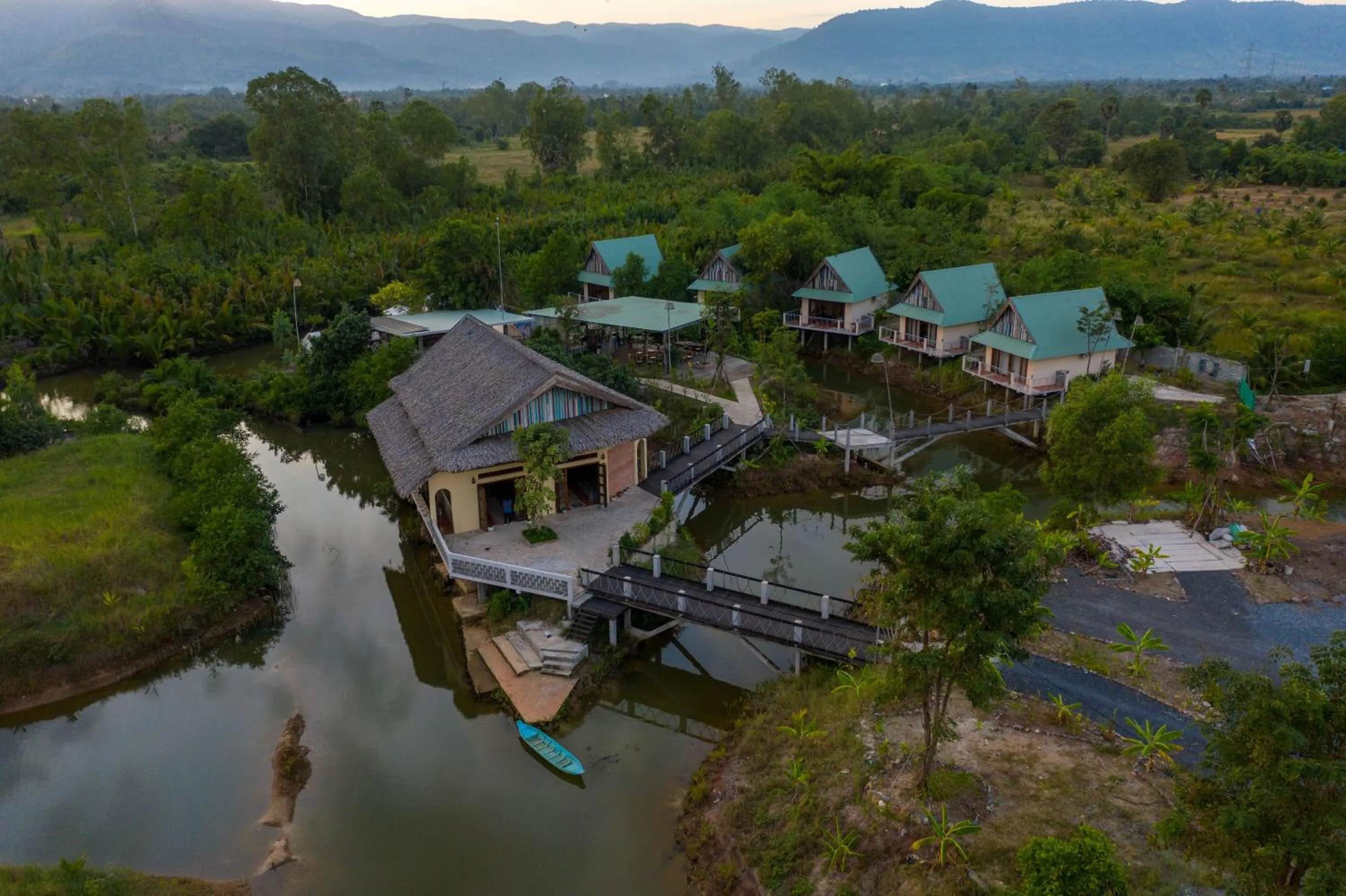 Property building in Kampot Eco Village