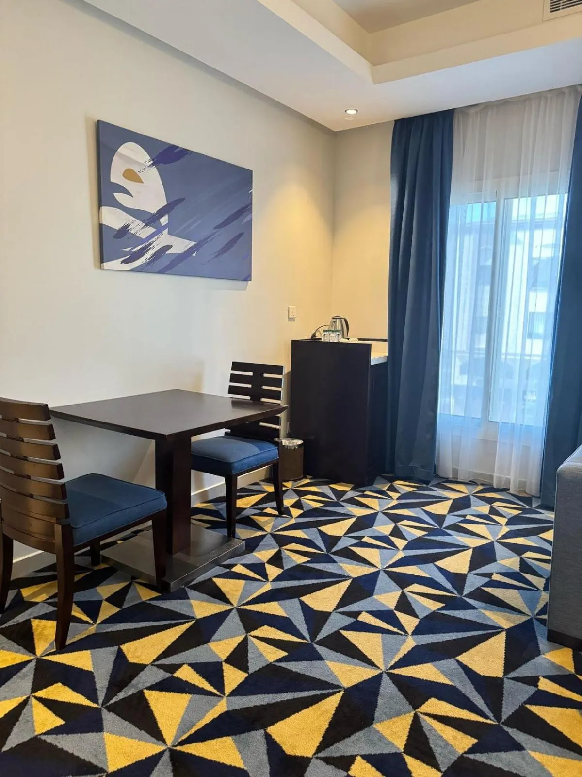 Food in Ocean View Al Zahra