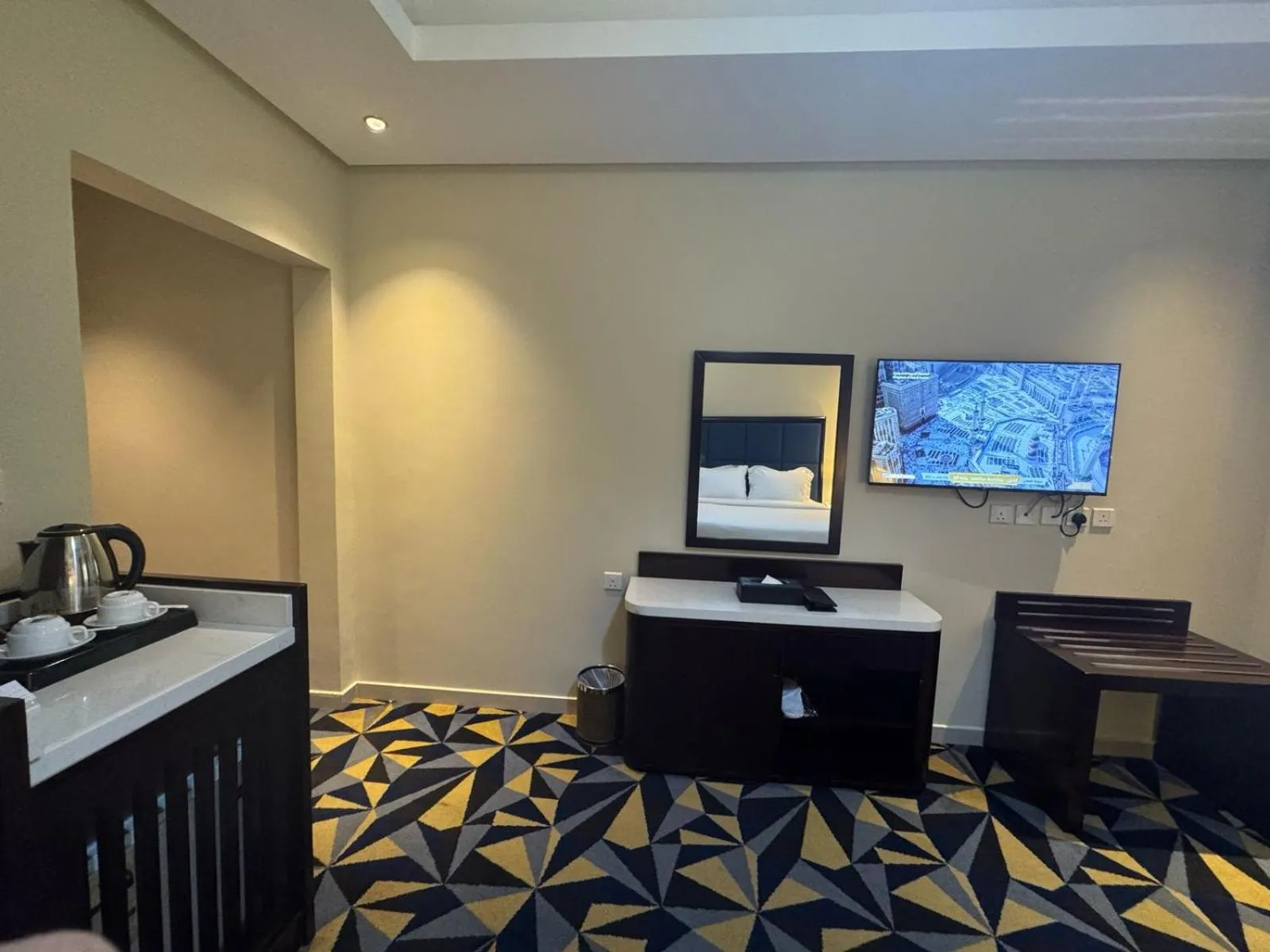 TV and multimedia in Ocean View Al Zahra