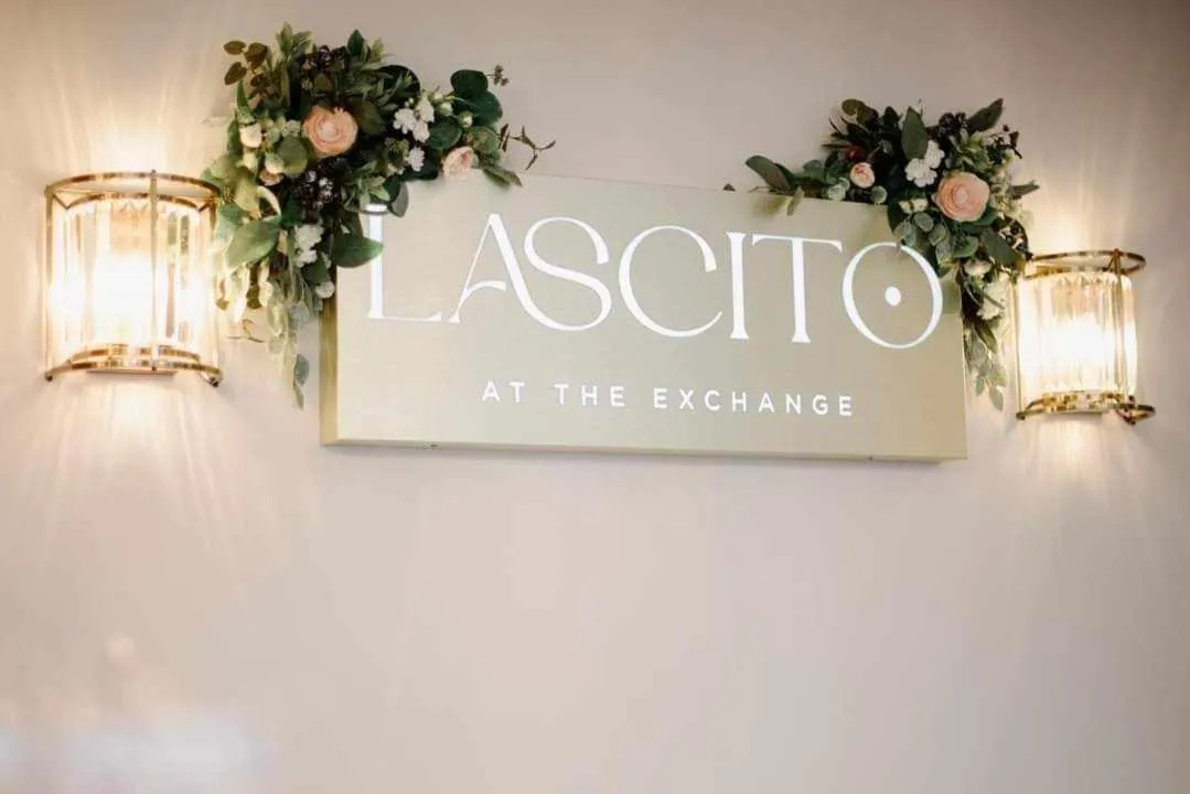 Restaurant/places to eat in The Exchange Hotel