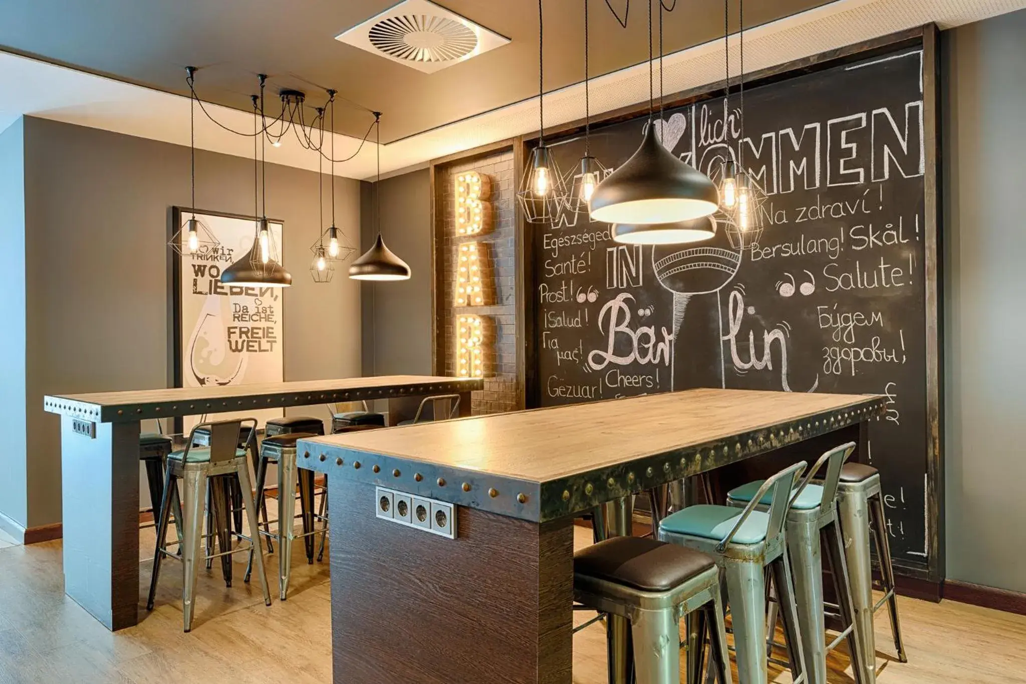 Restaurant/places to eat in Premier Inn Berlin City Centre Restaurant/places to eat in Premier Inn Berlin City Centre