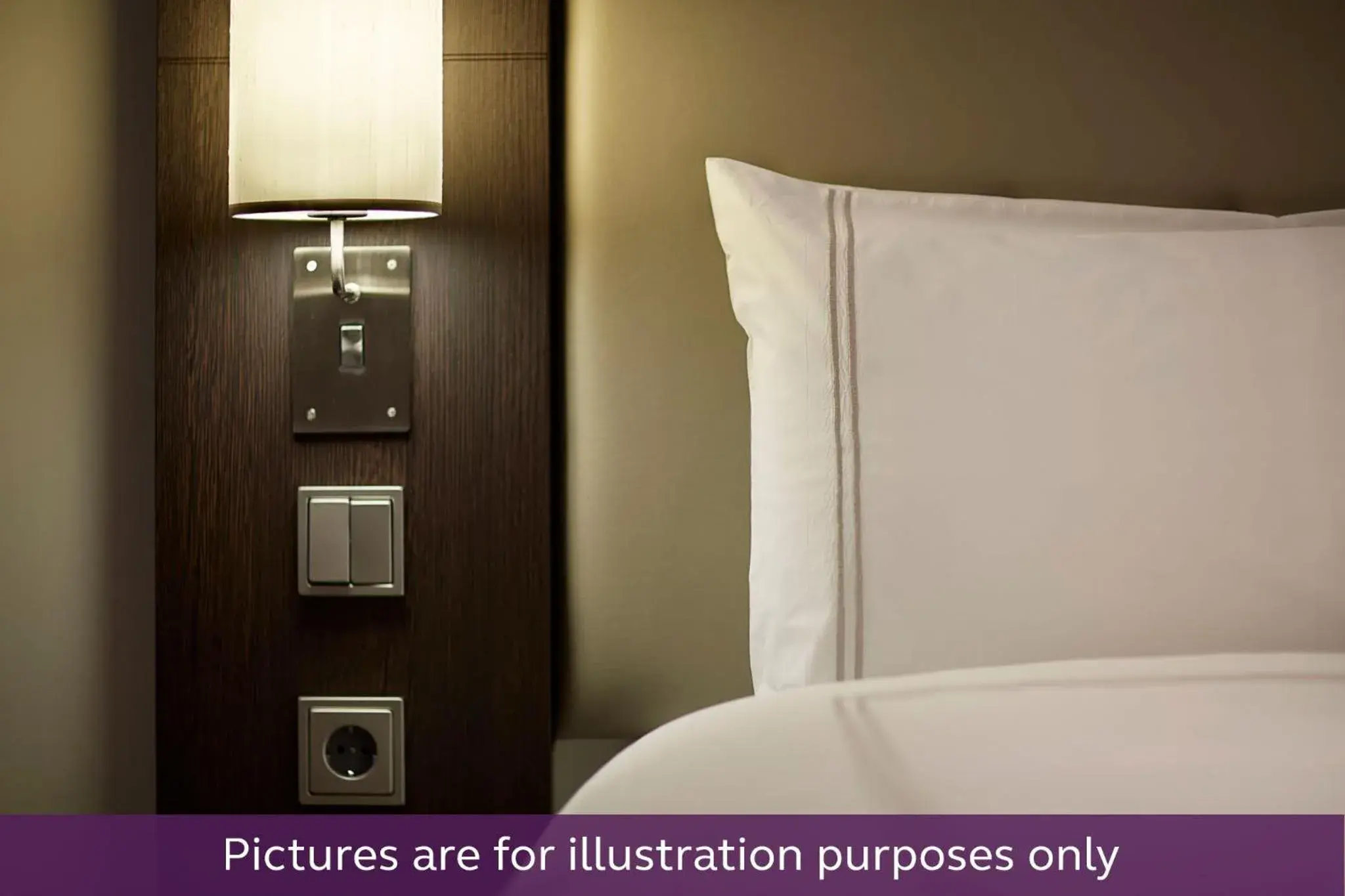 Bed in Premier Inn Berlin City Centre Bed in Premier Inn Berlin City Centre