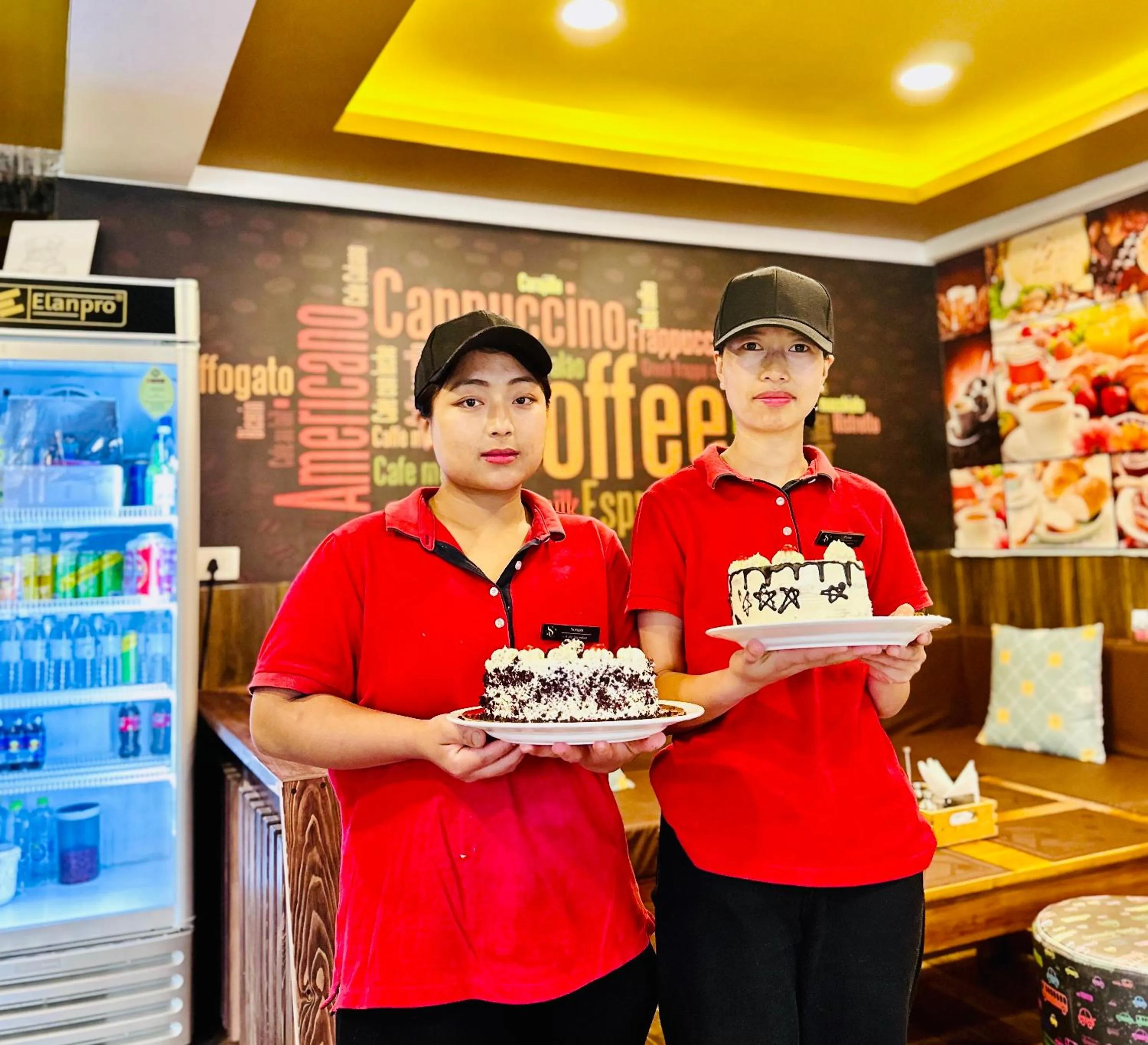 Restaurant/places to eat in Silver Cloud Hotel