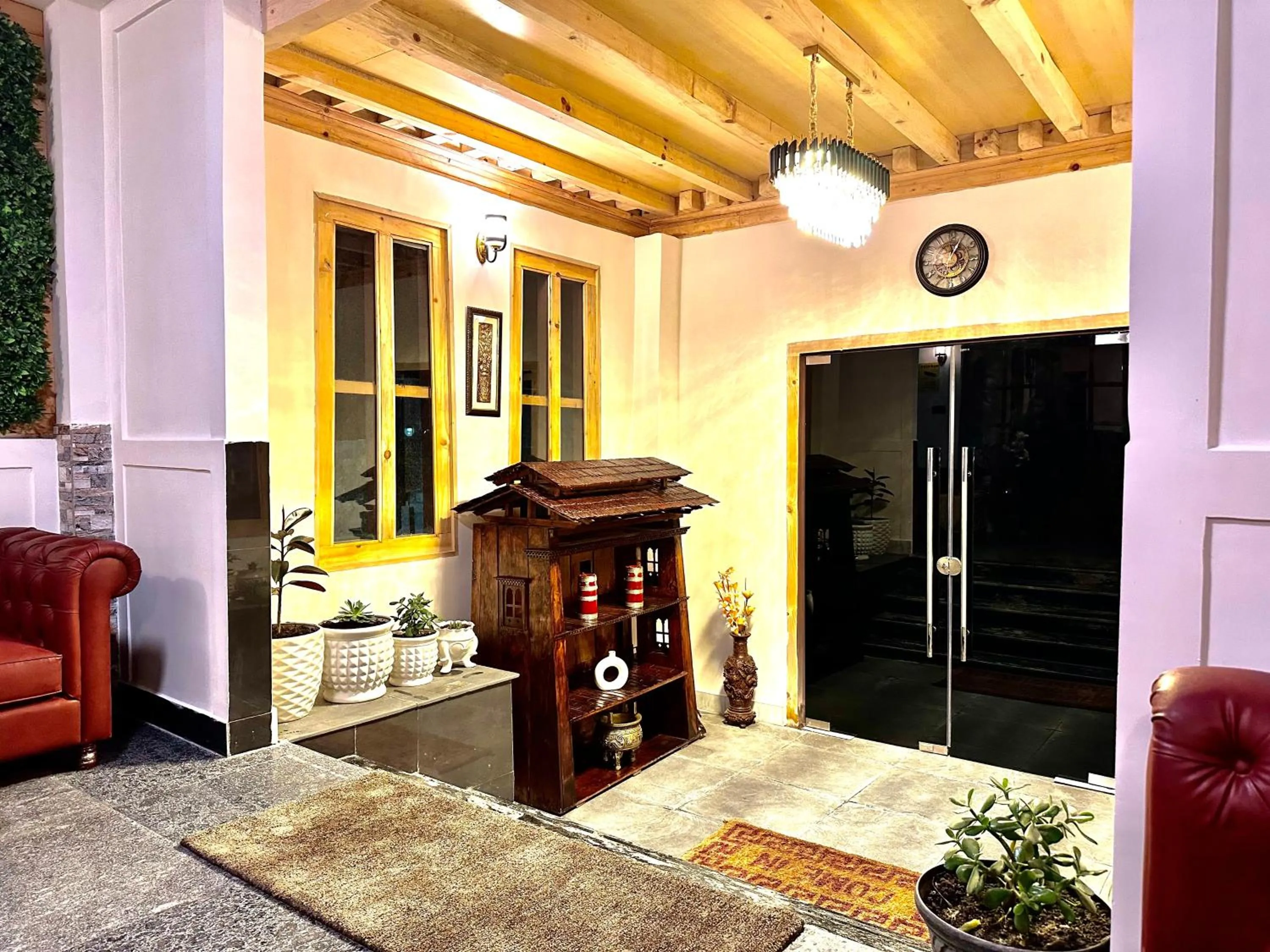 Property building in Silver Cloud Hotel