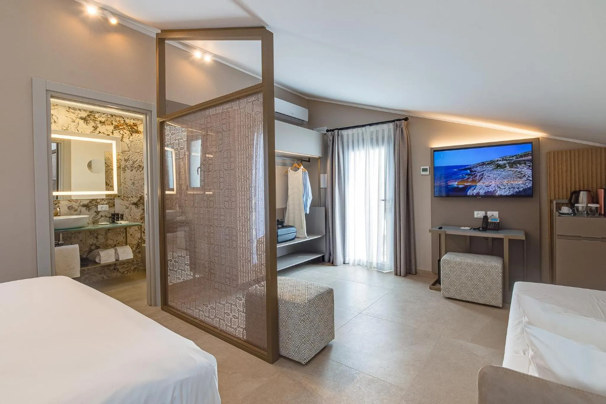 Photo of the whole room, Bed in Villa Salisà
