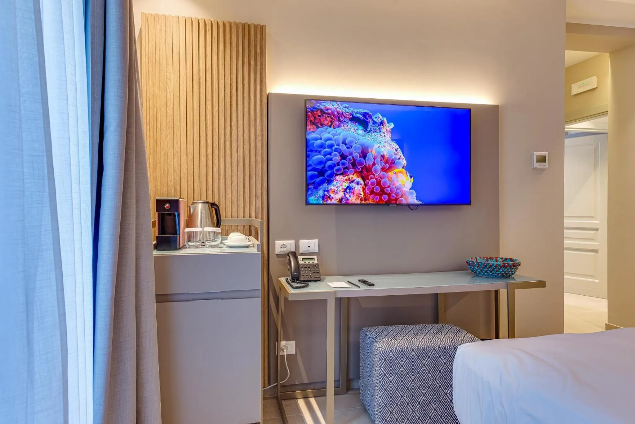 TV and multimedia, Bed in Villa Salisà