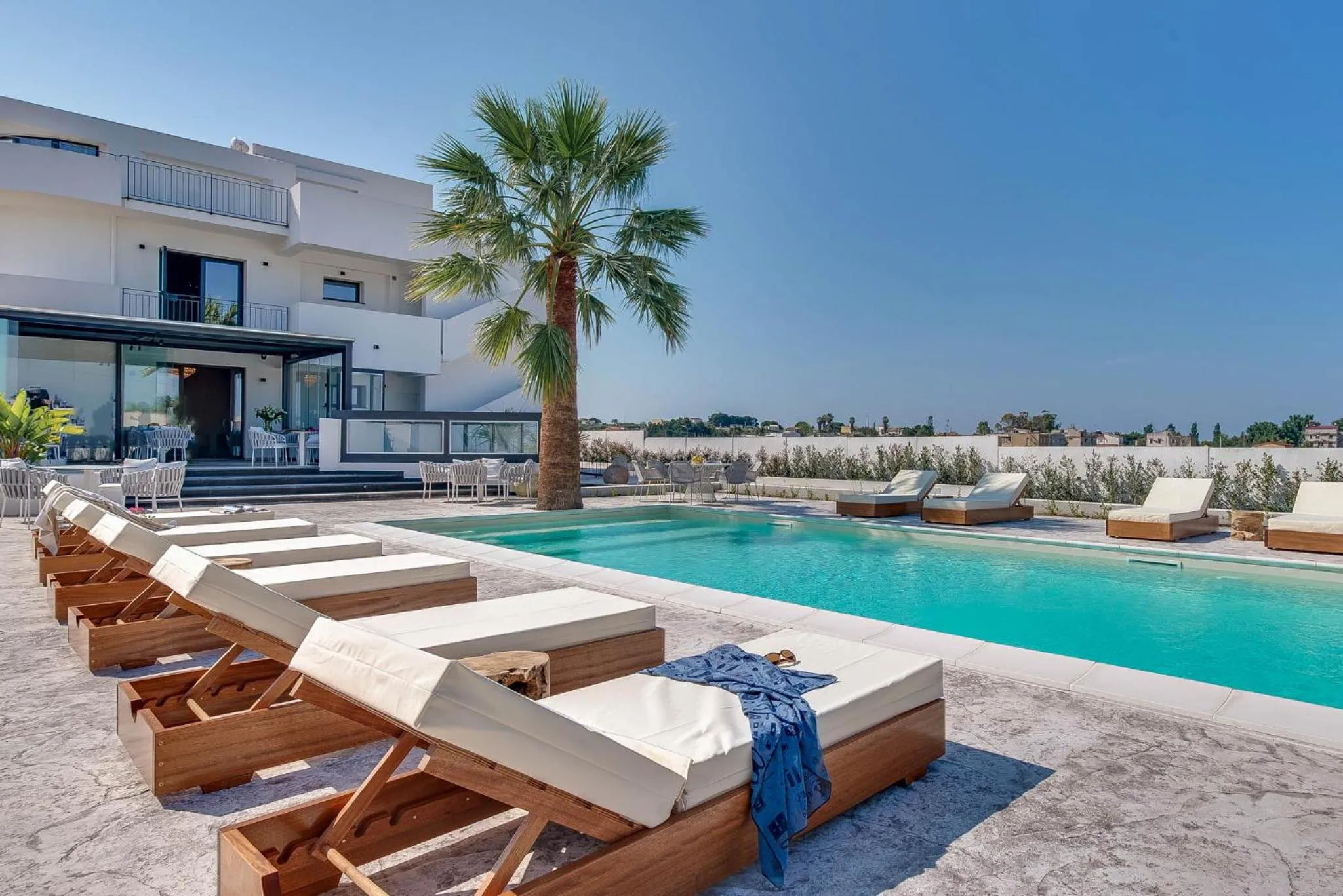 Swimming pool in Villa Salisà