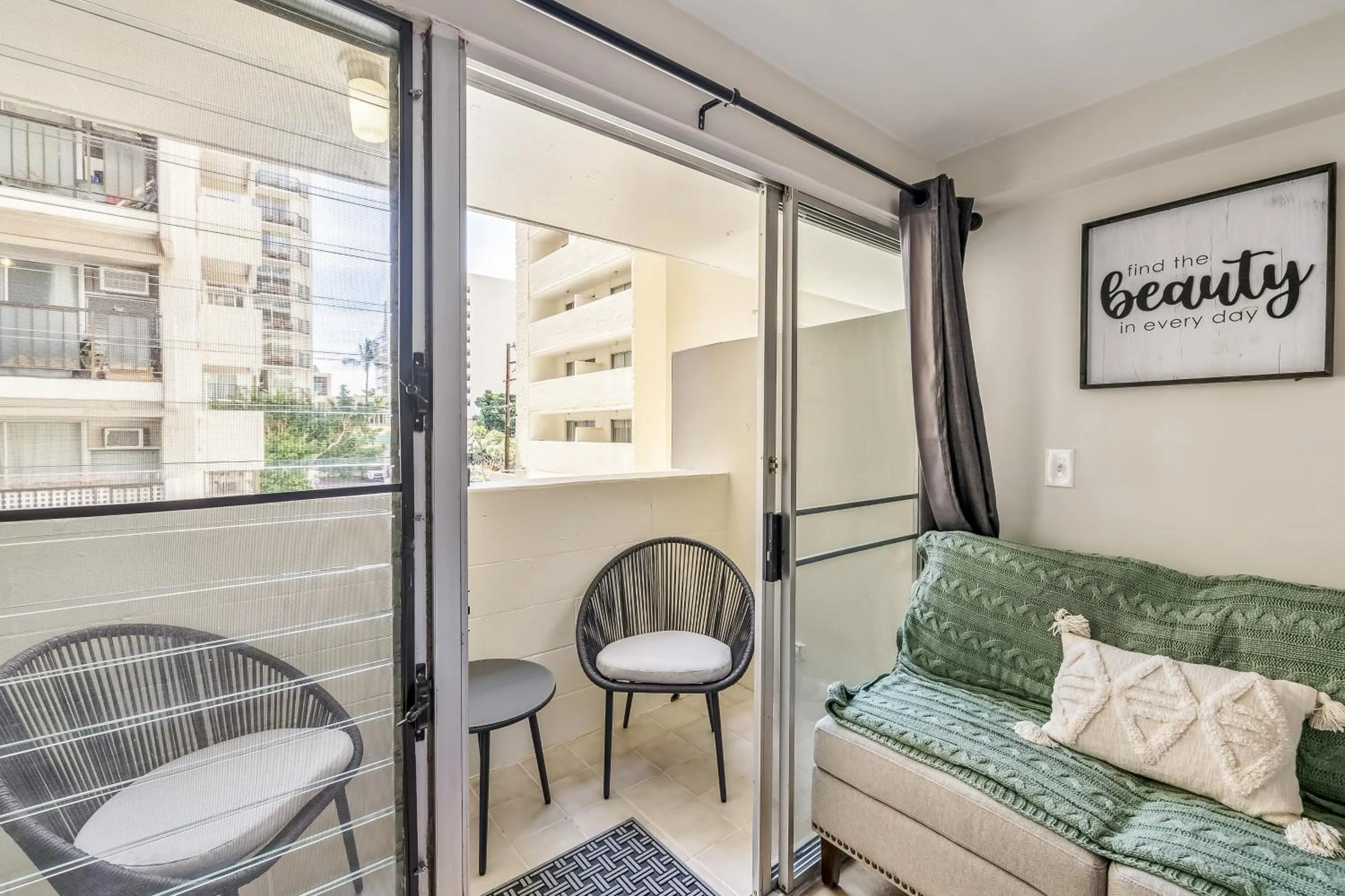 Balcony/Terrace in Bright & Cozy Condo Unit with Balcony!