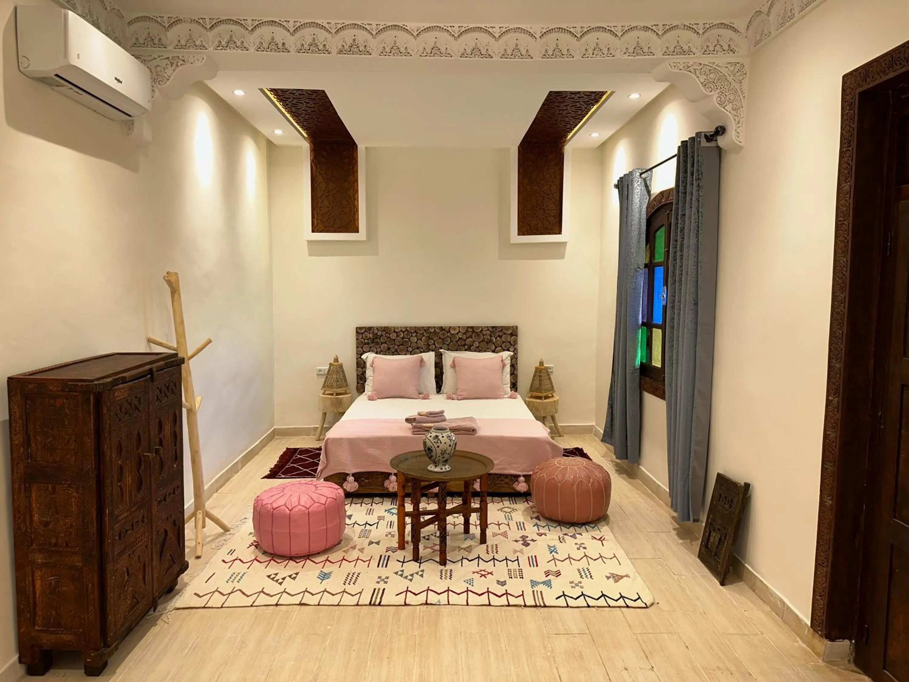 Bed in Oasis Merasi Marrakech