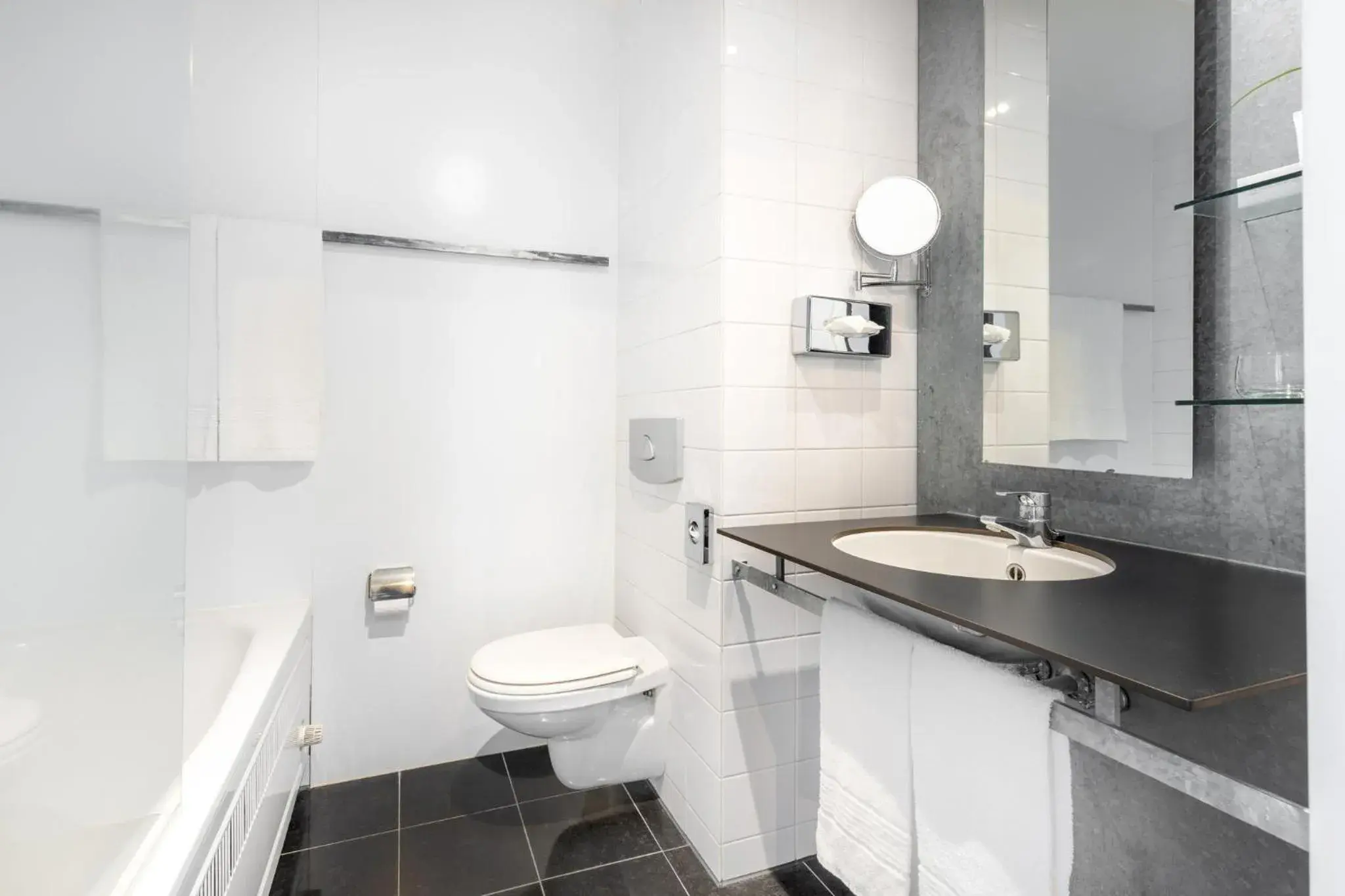 Photo of the whole room in Garner Hotel Maastricht by IHG Photo of the whole room in Garner Hotel Maastricht by IHG