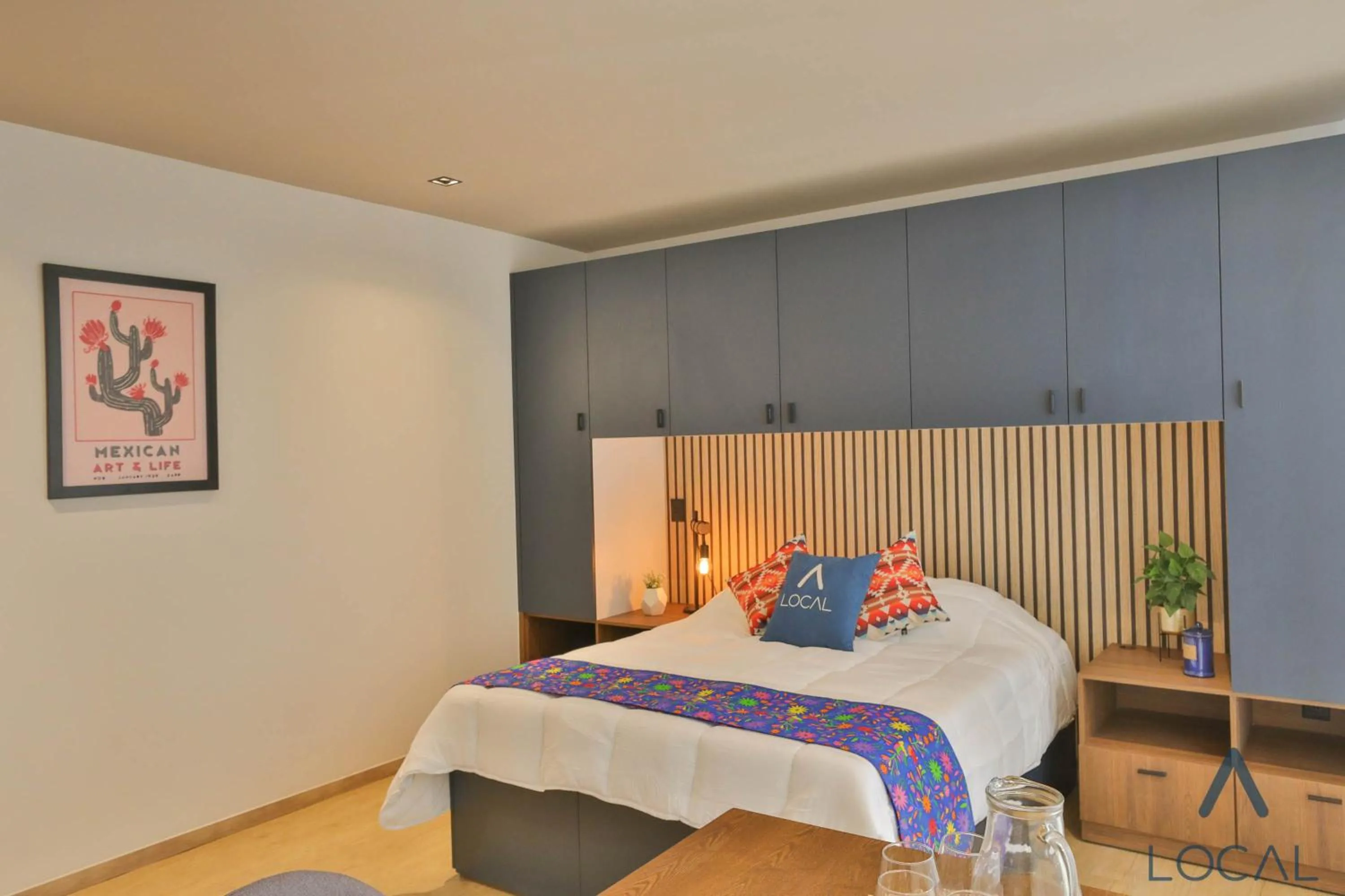 Photo of the whole room, Bed in Be Local