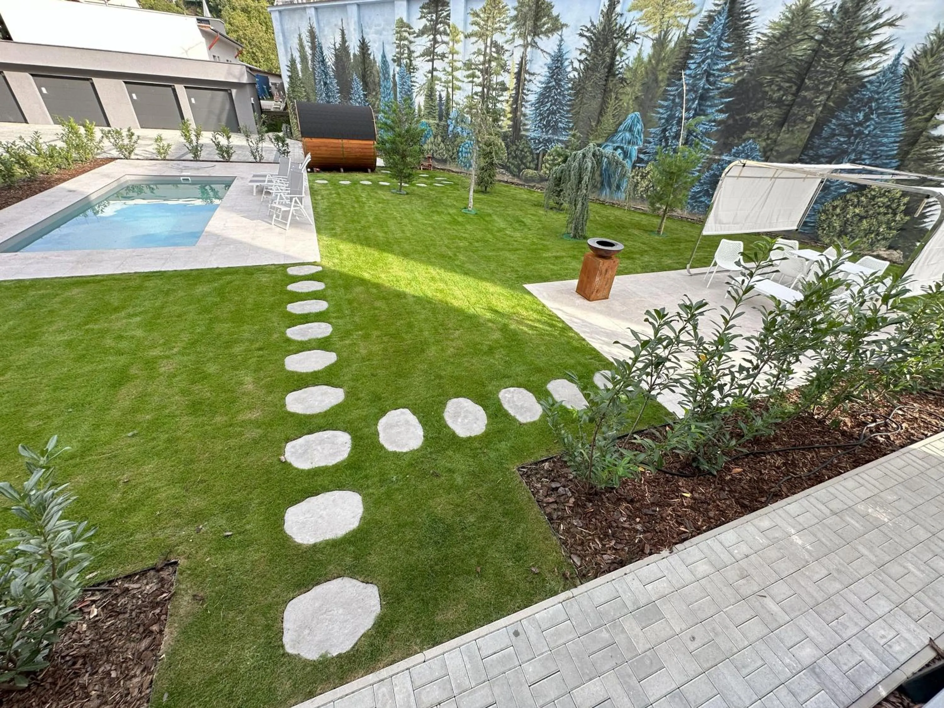 BBQ facilities in DOHNANYI Villa by CHORS