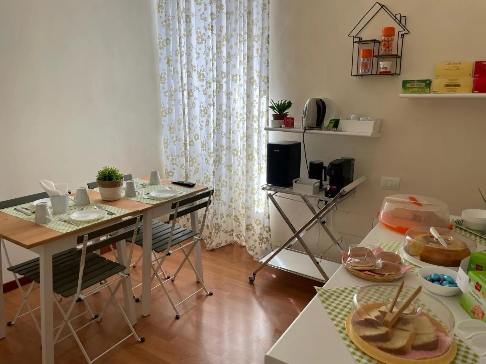 Dining Area in B&B Home XIX