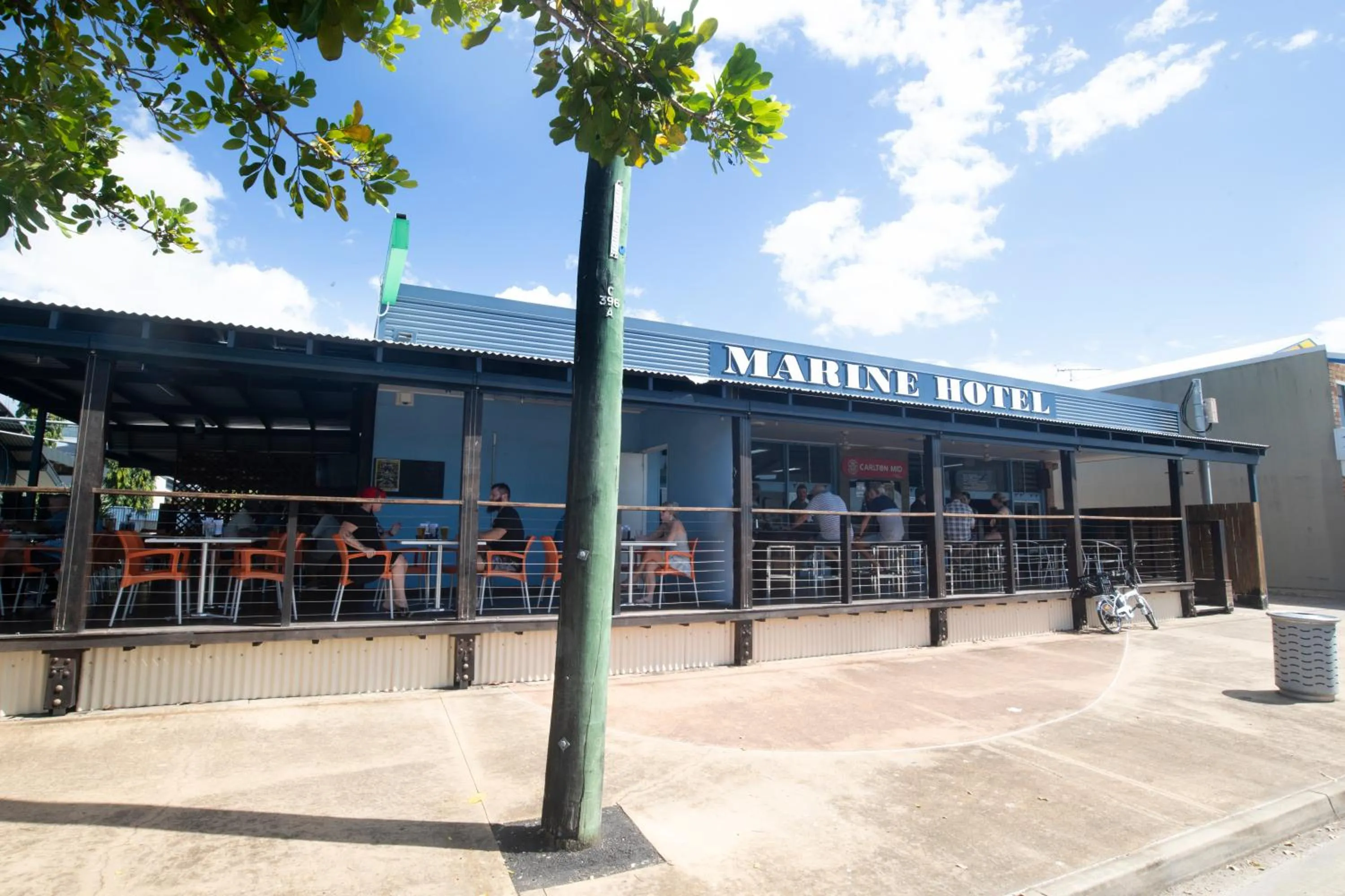 Restaurant/places to eat in Nightcap at Marine Hotel Cardwell