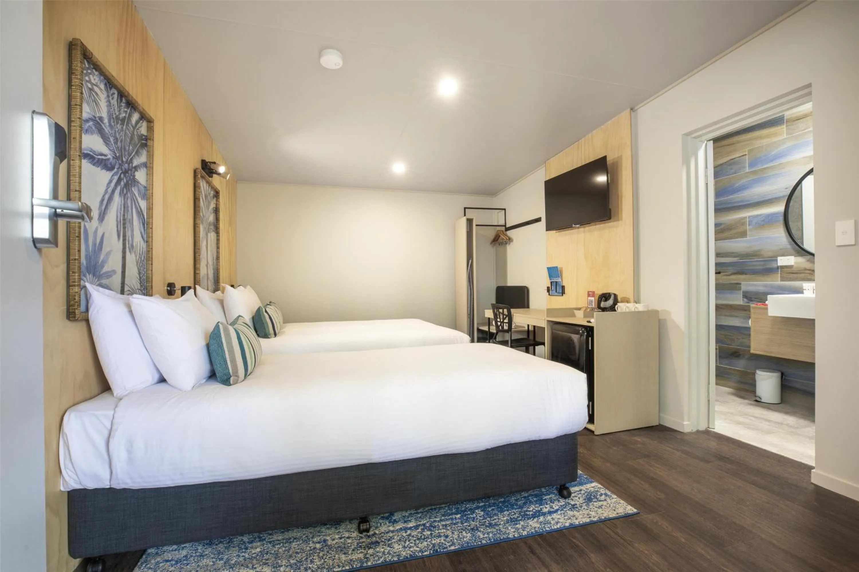 Bedroom, Bed in Nightcap at Marine Hotel Cardwell