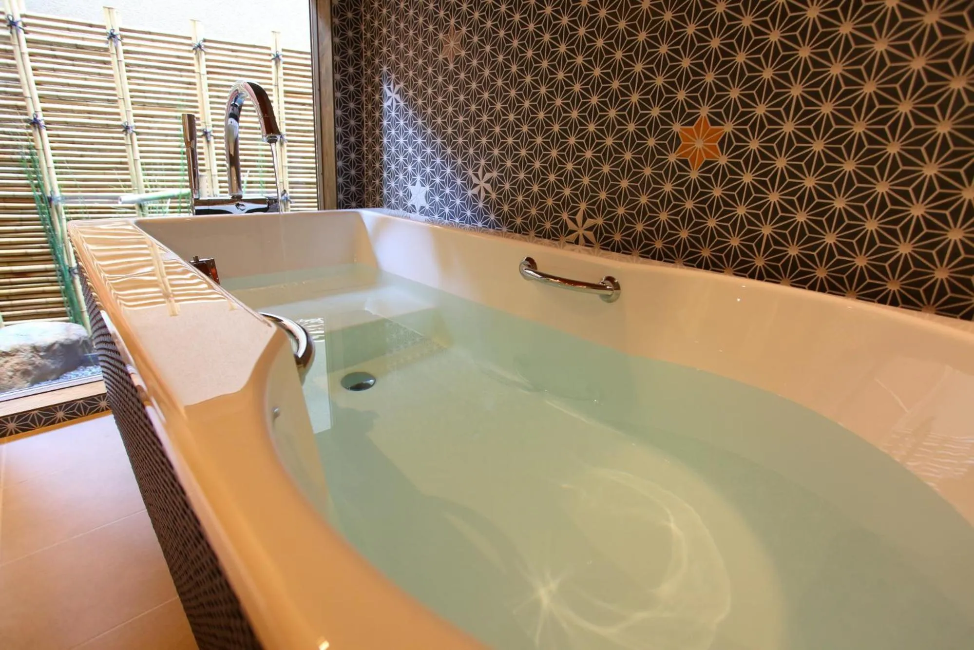 Bath in Sanjoubou Sansou villa