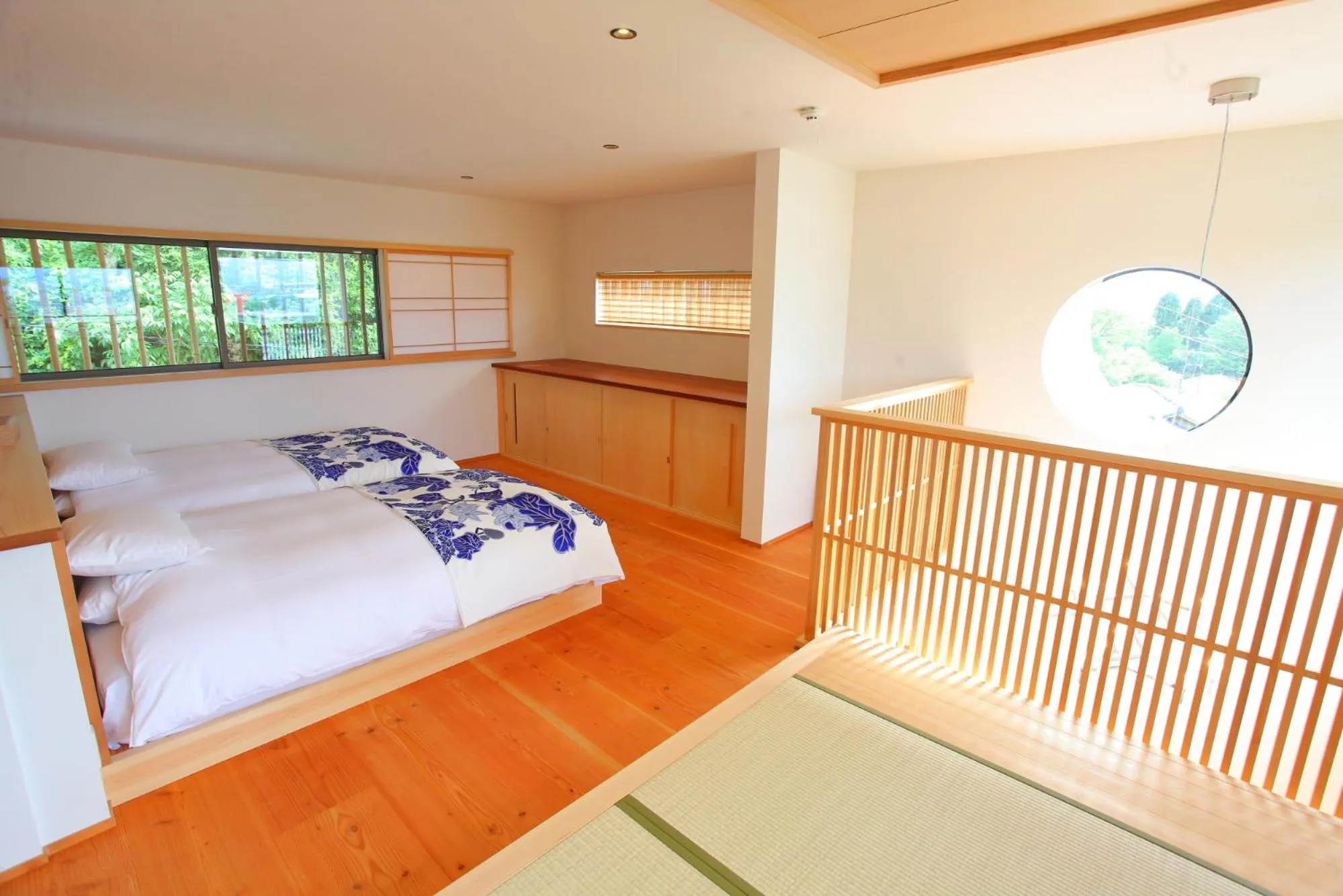 Bedroom, Bed in Sanjoubou Sansou villa