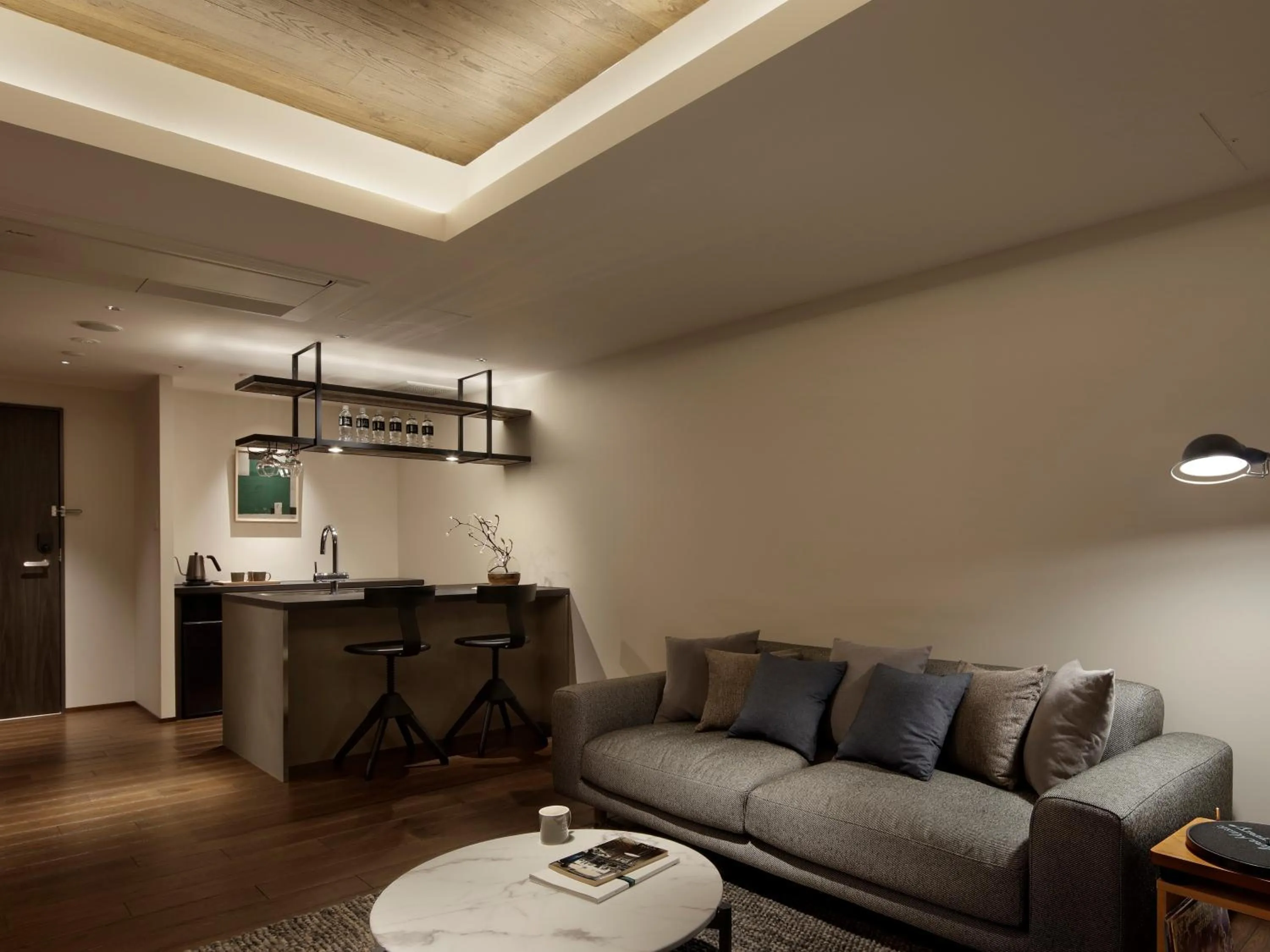 Seating area in HIDEOUT