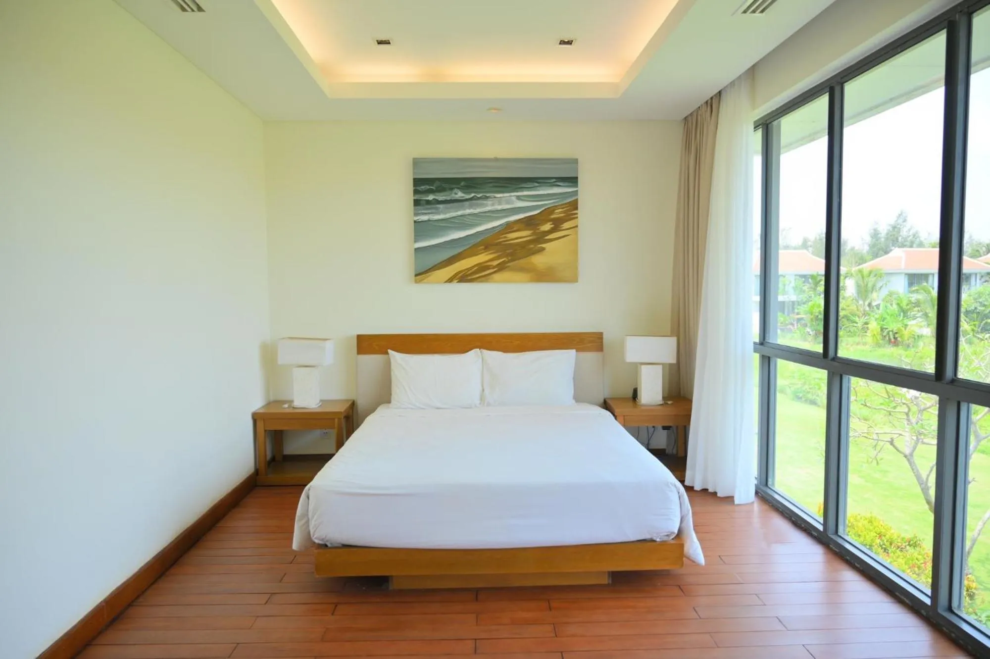 Bed in Memories Holiday beach villa Da Nang