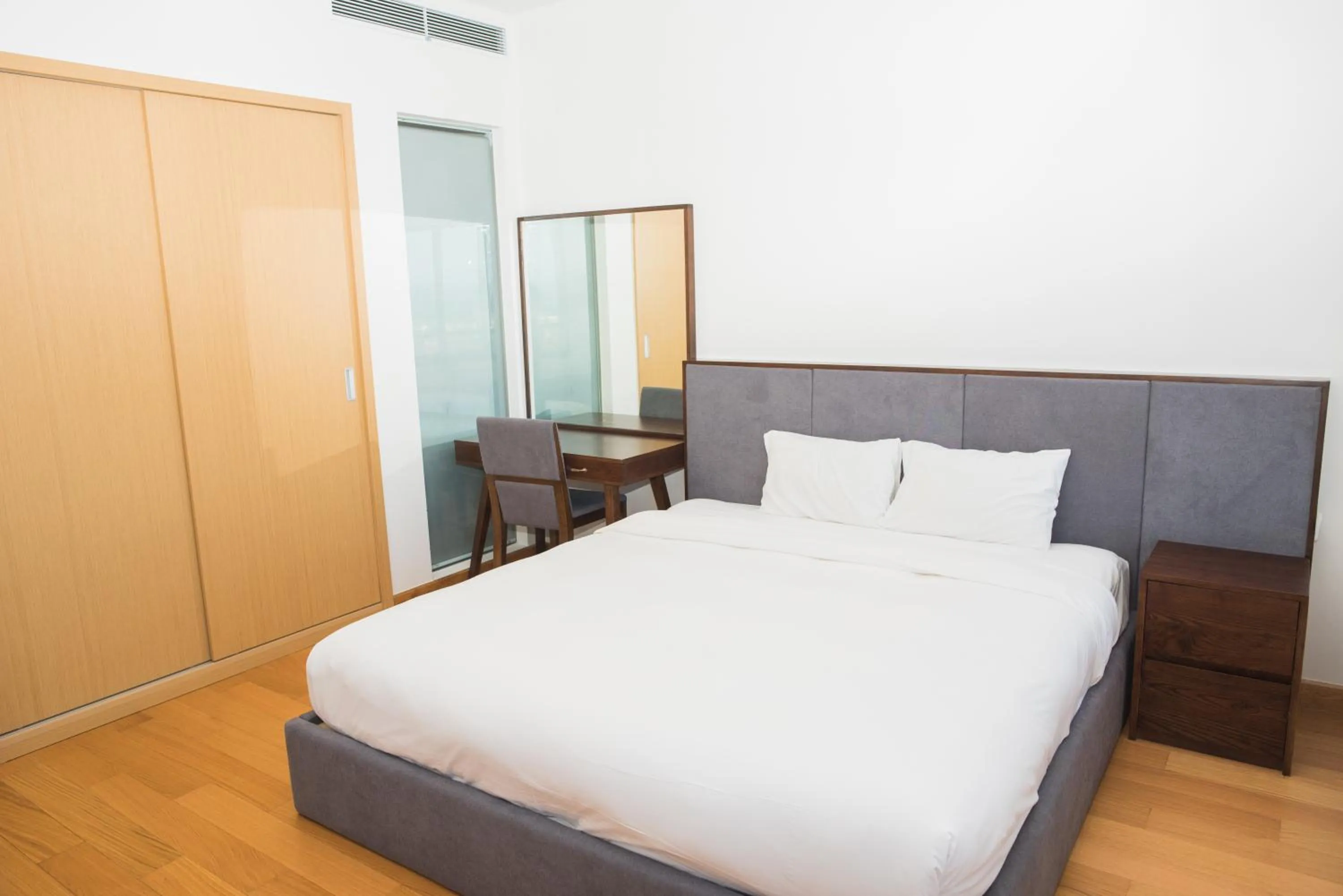 Bed in Memories Holiday beach villa Da Nang