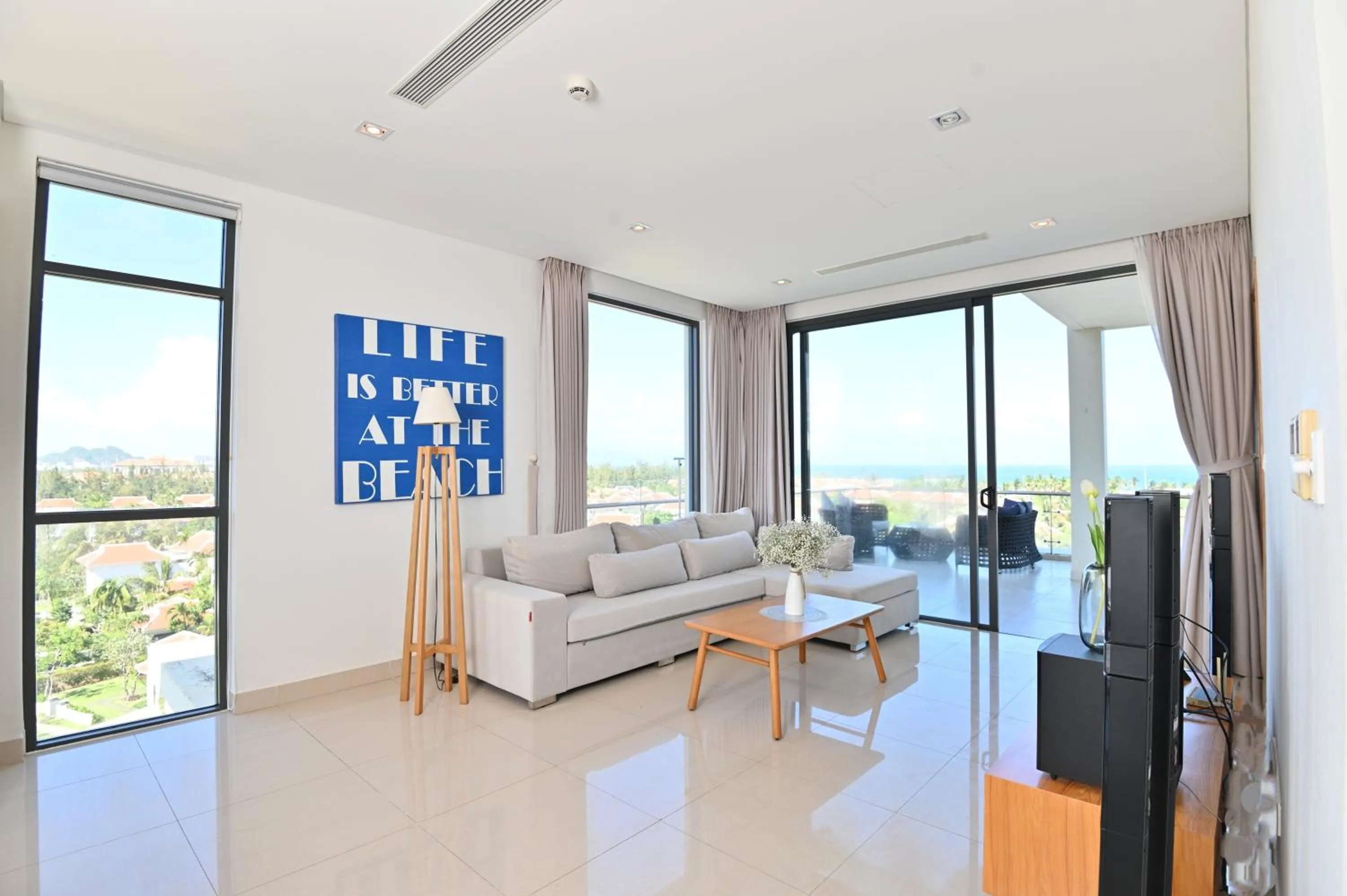 Living room in Memories Holiday beach villa Da Nang