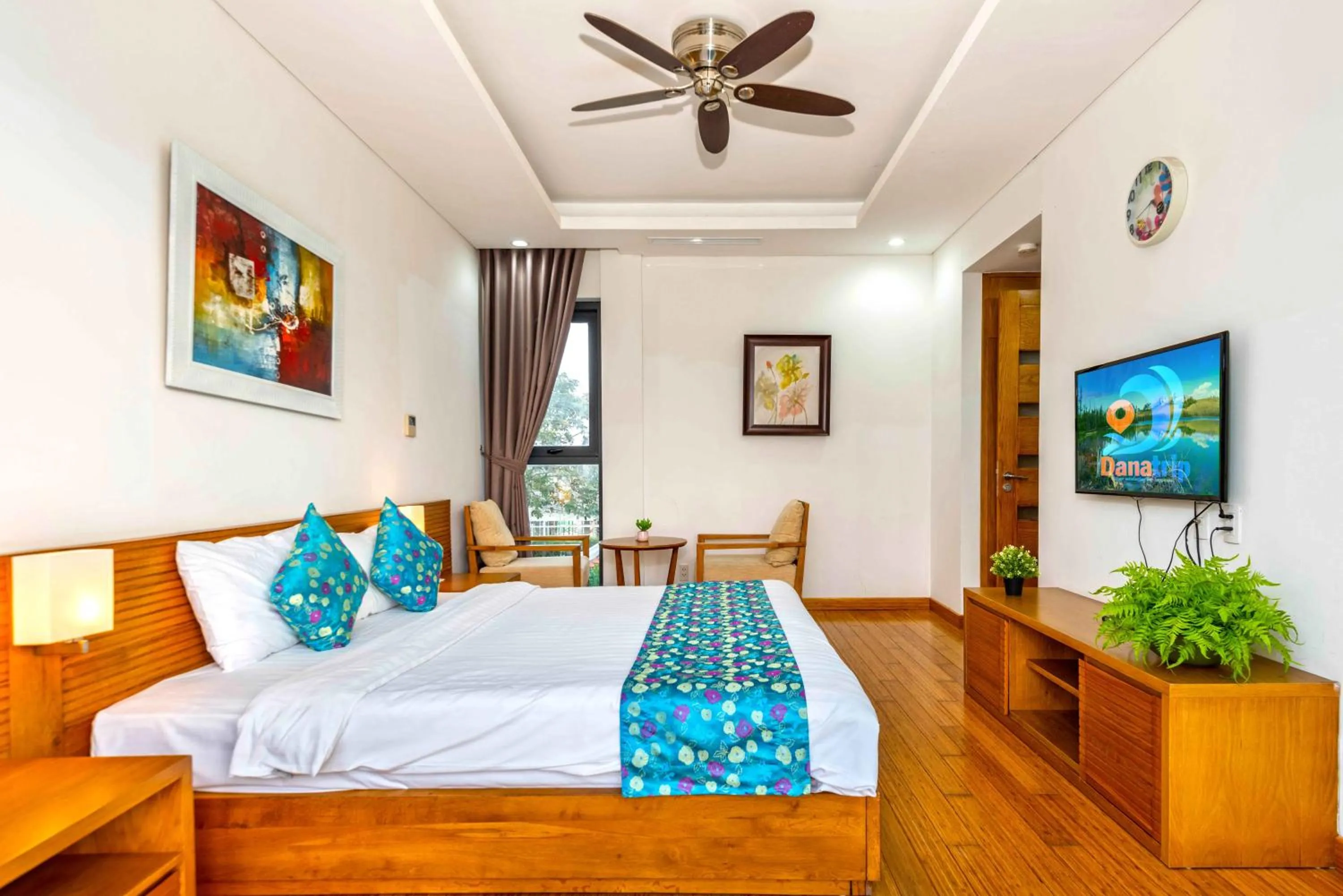 Bed in Memories Holiday beach villa Da Nang