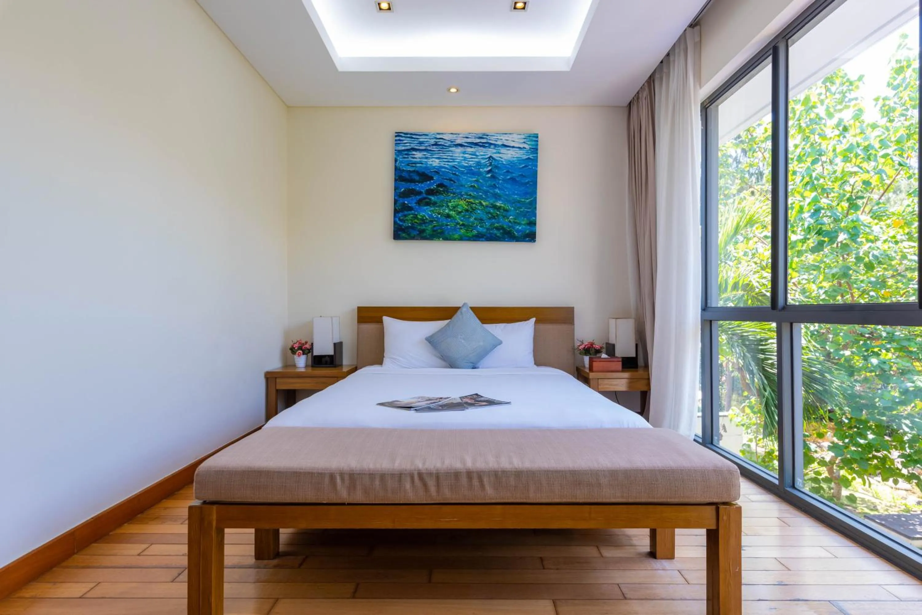 Bed in Memories Holiday beach villa Da Nang