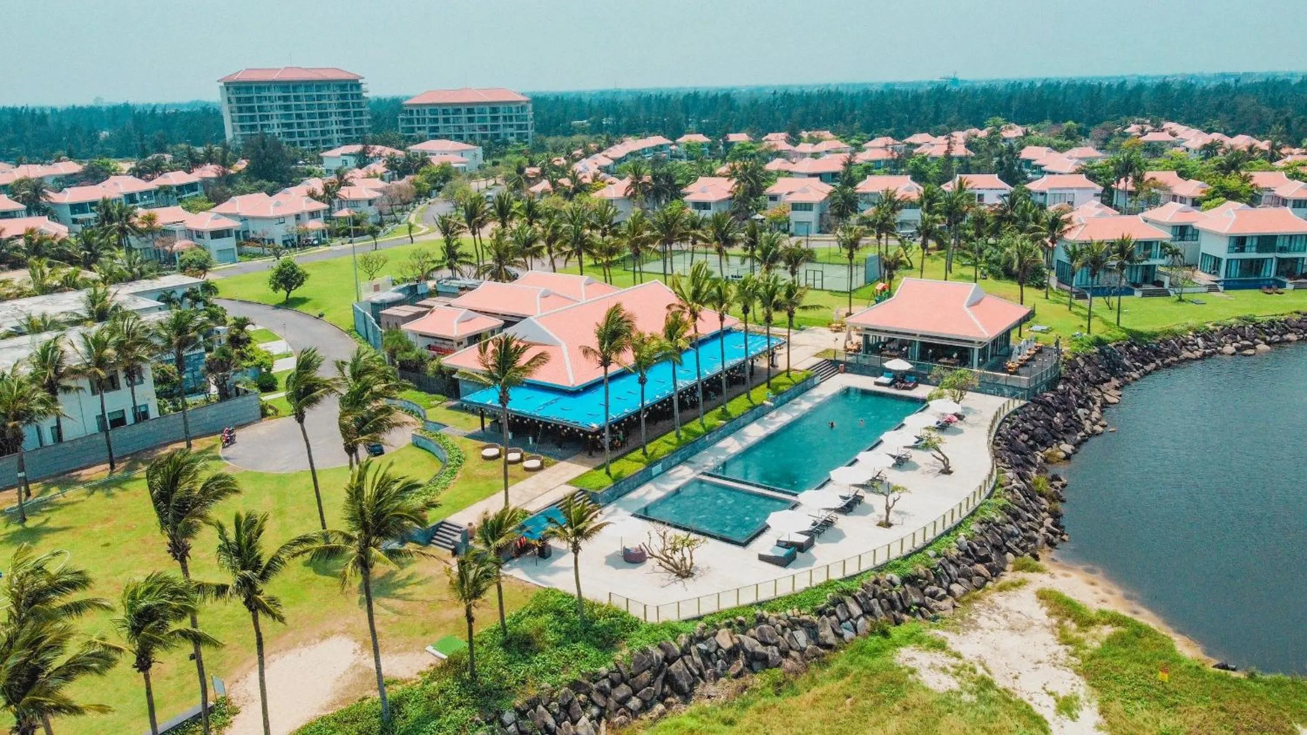 Property building in Memories Holiday beach villa Da Nang