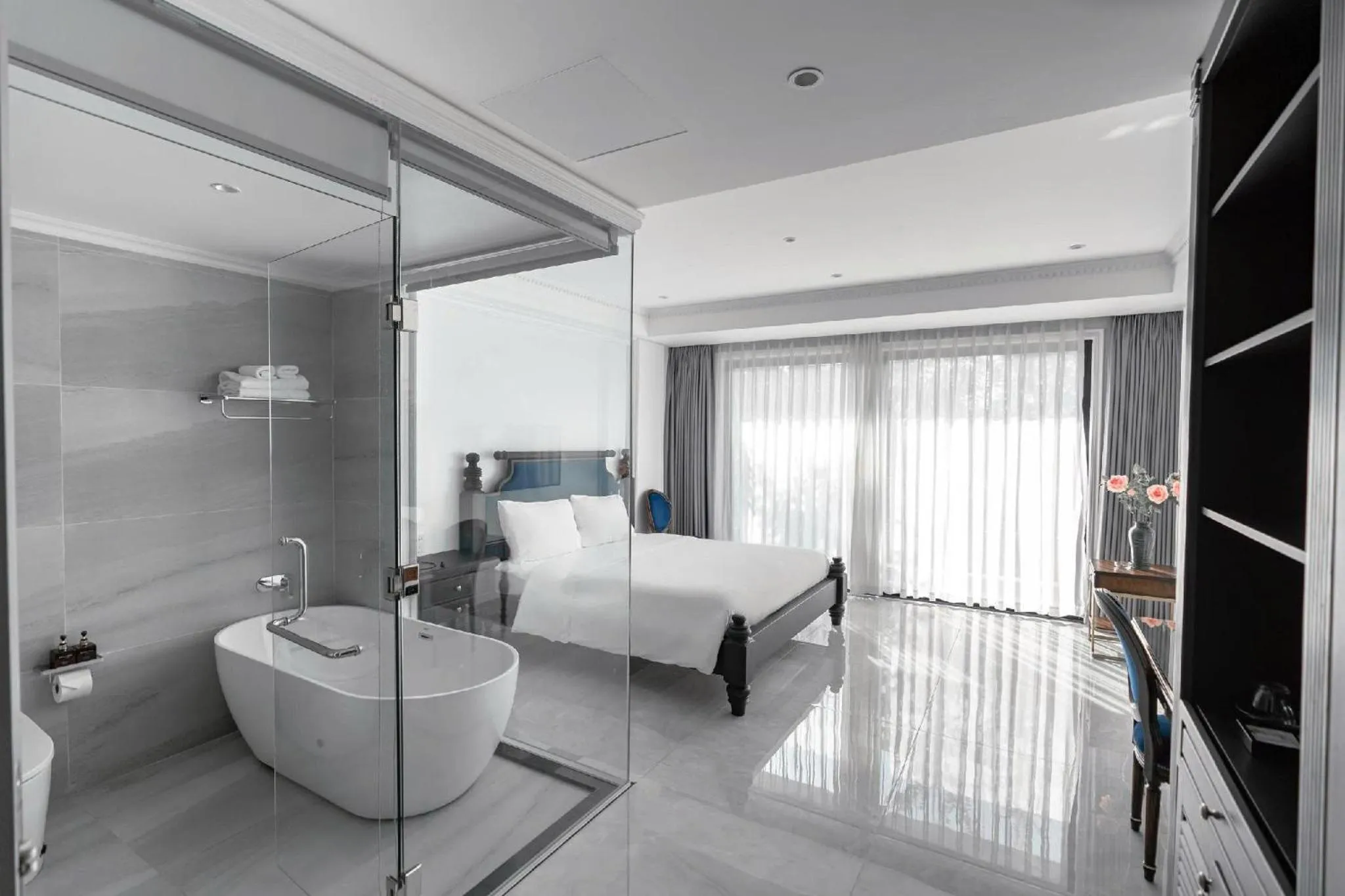 Bed in Quang Minh Riverside Hotel Danang