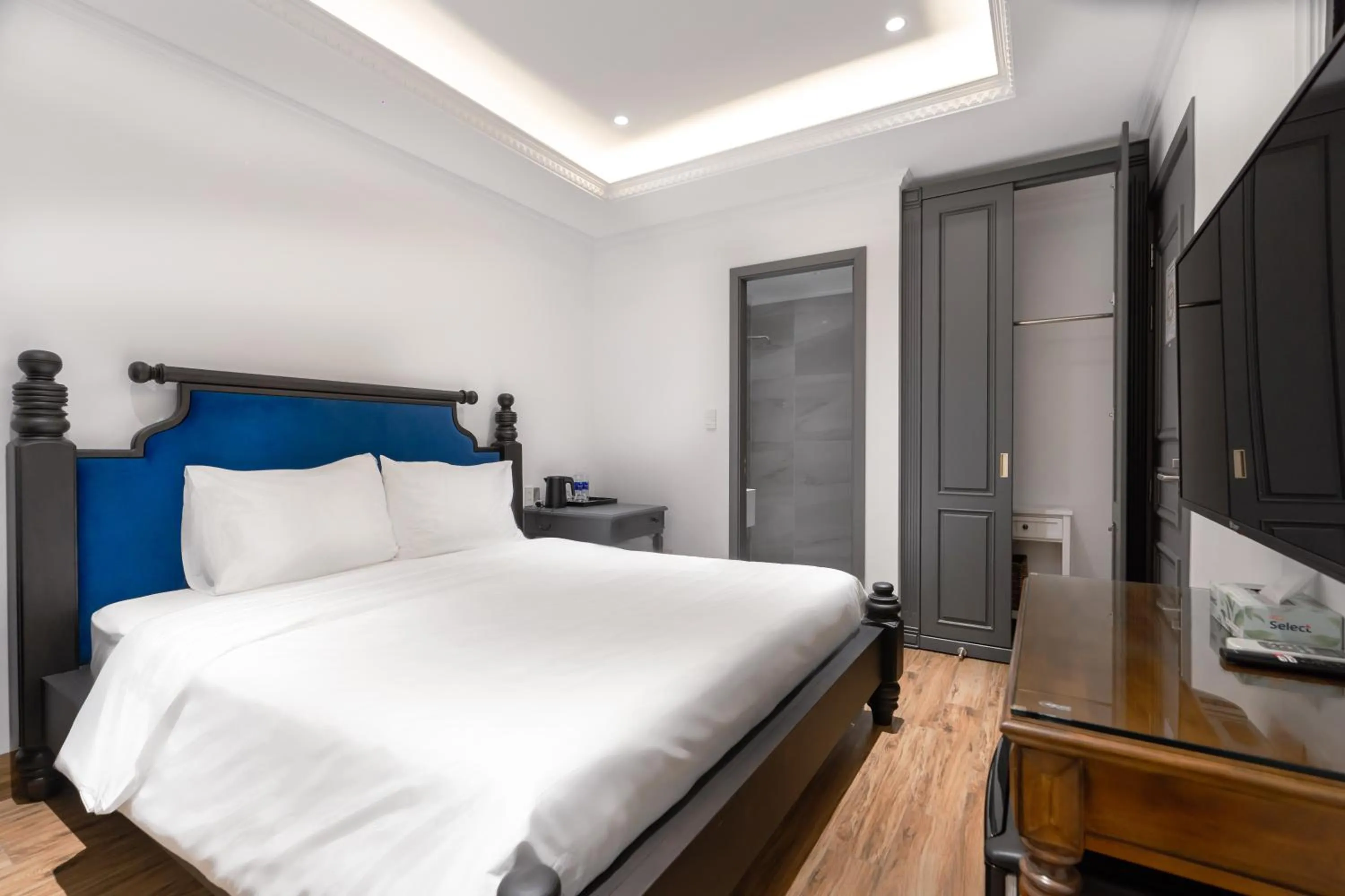 Bed in Quang Minh Riverside Hotel Danang