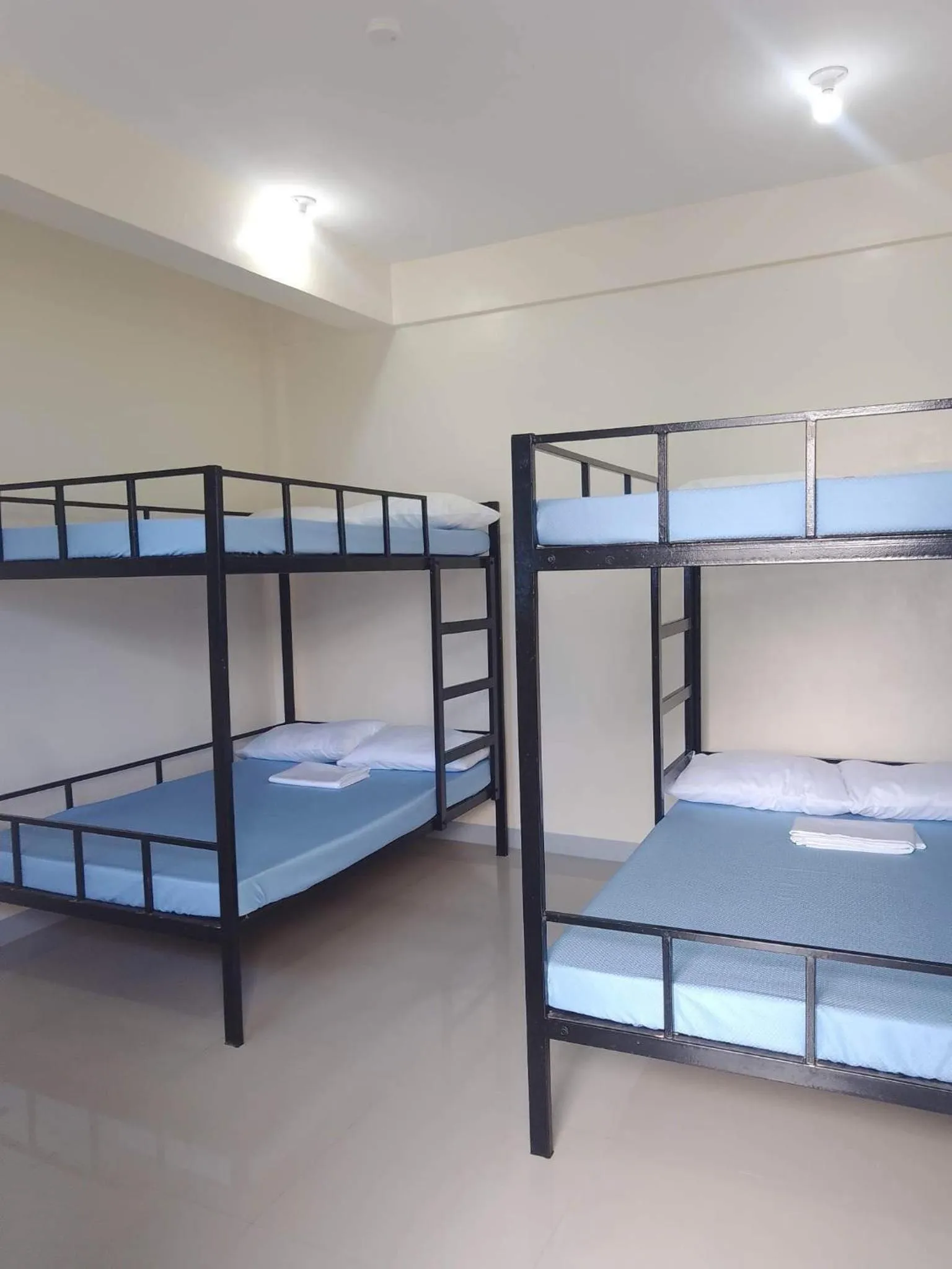 Bedroom, Bed in Baie Benie Beach Resort