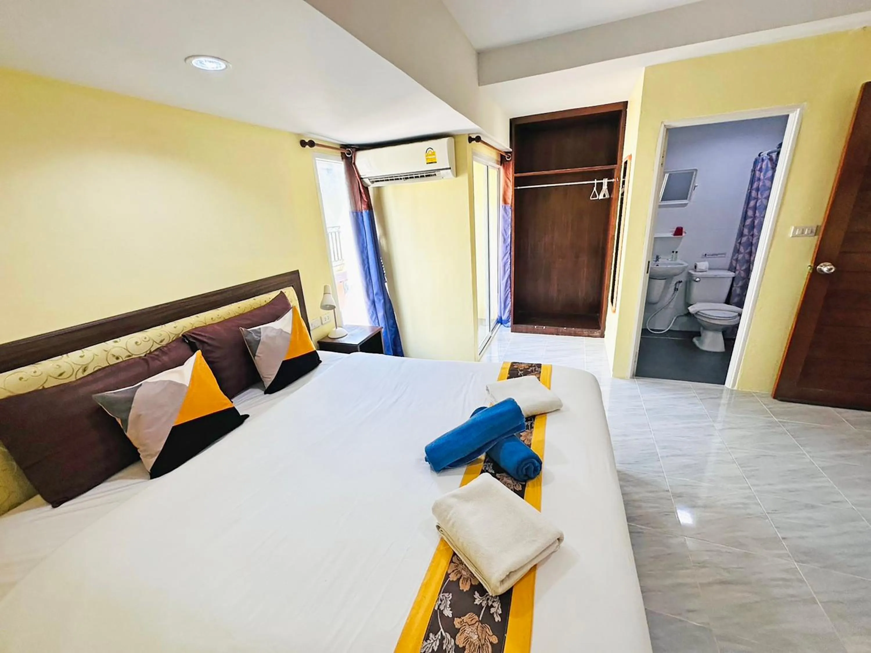 Bed in Anyavee Chom By The Sea