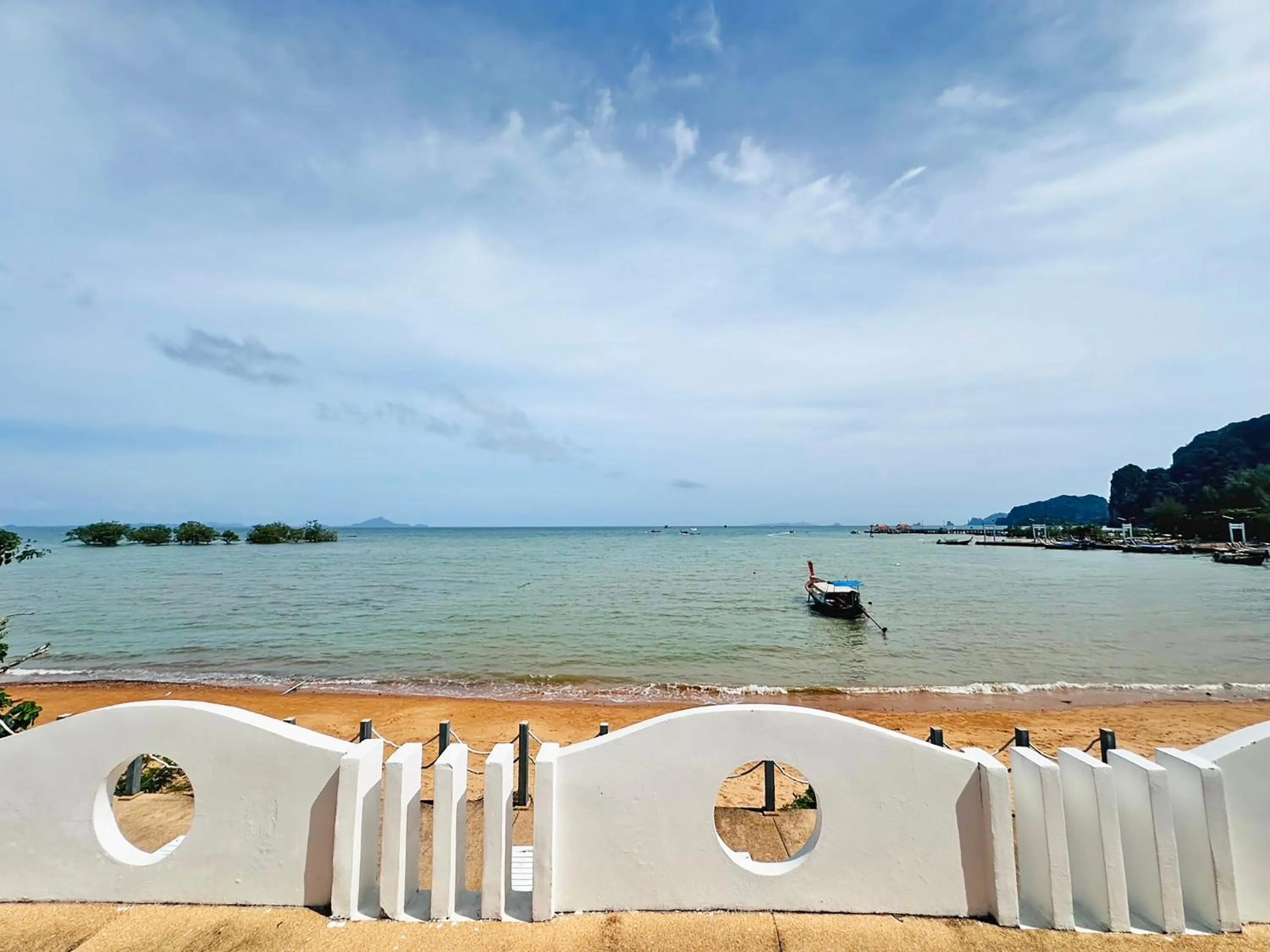 Sea view in Anyavee Chom By The Sea