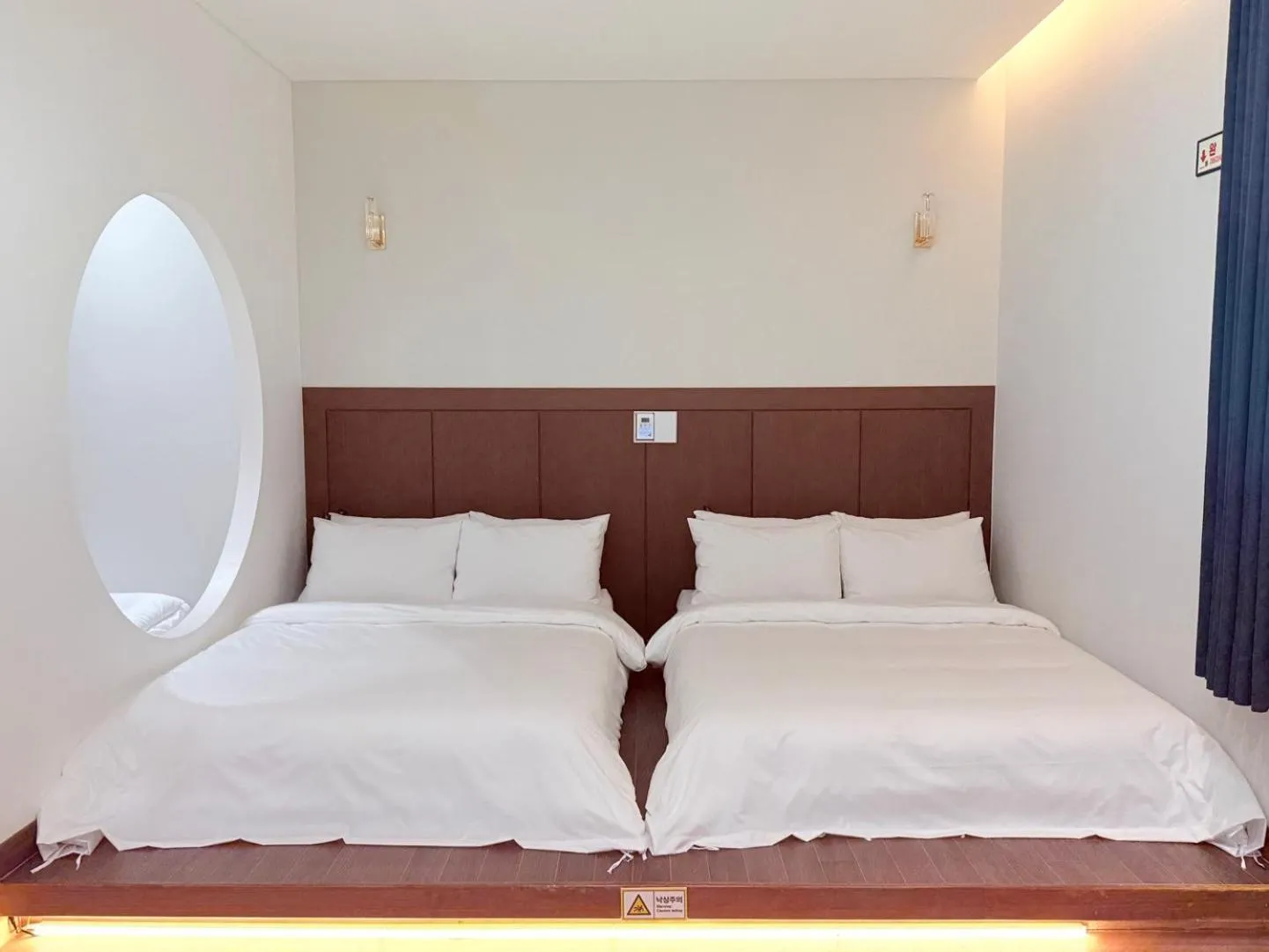 Bed in Chuncheon Intro Family hotel