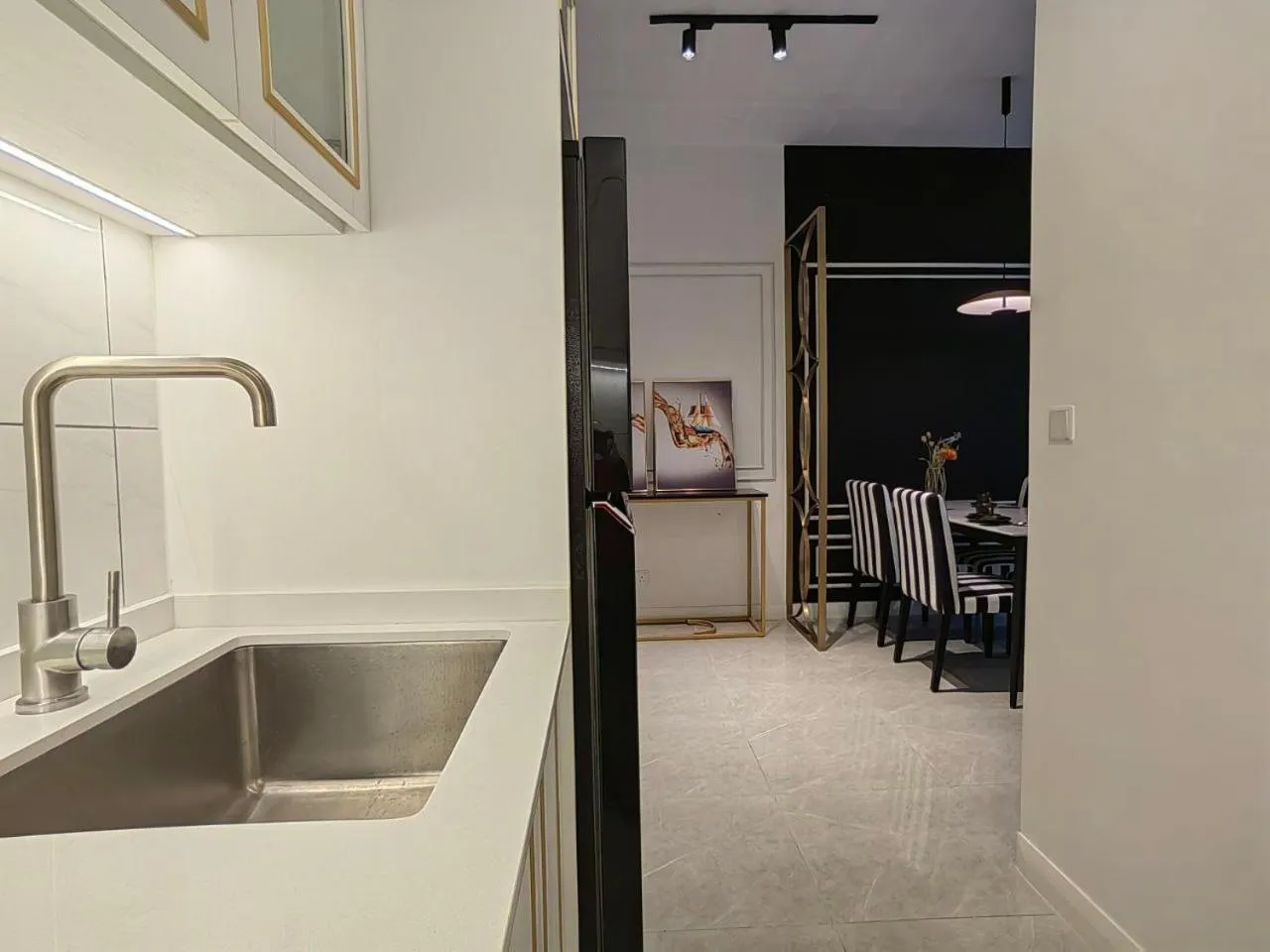 Kitchen or kitchenette in The Axon Bukit Bintang by SMOVF BNB