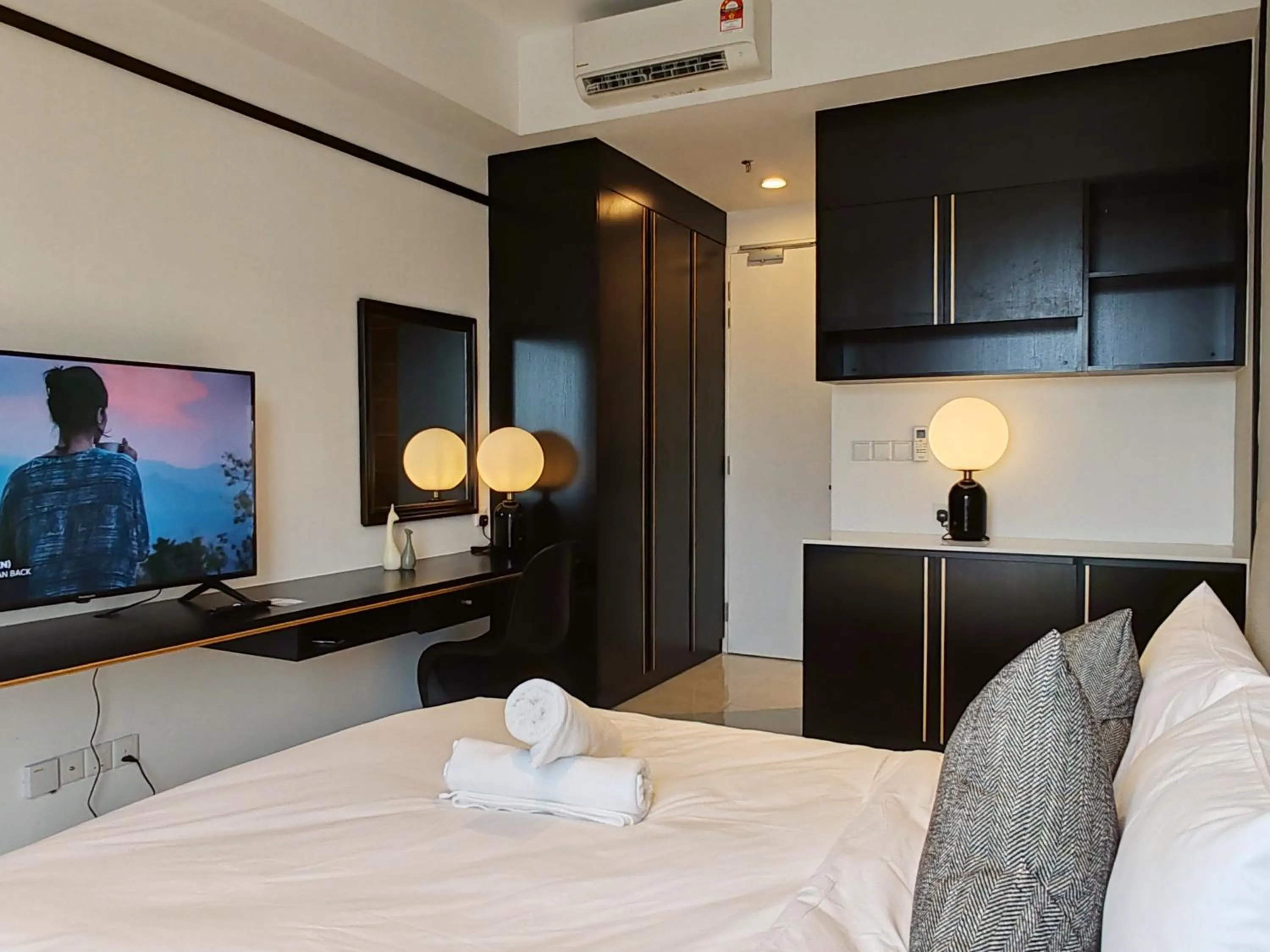 Bed in The Axon Bukit Bintang by SMOVF BNB