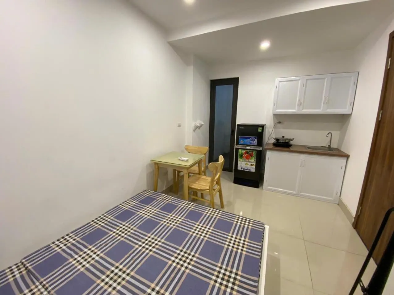 Bed in Era Apartment Khuc Thua Du