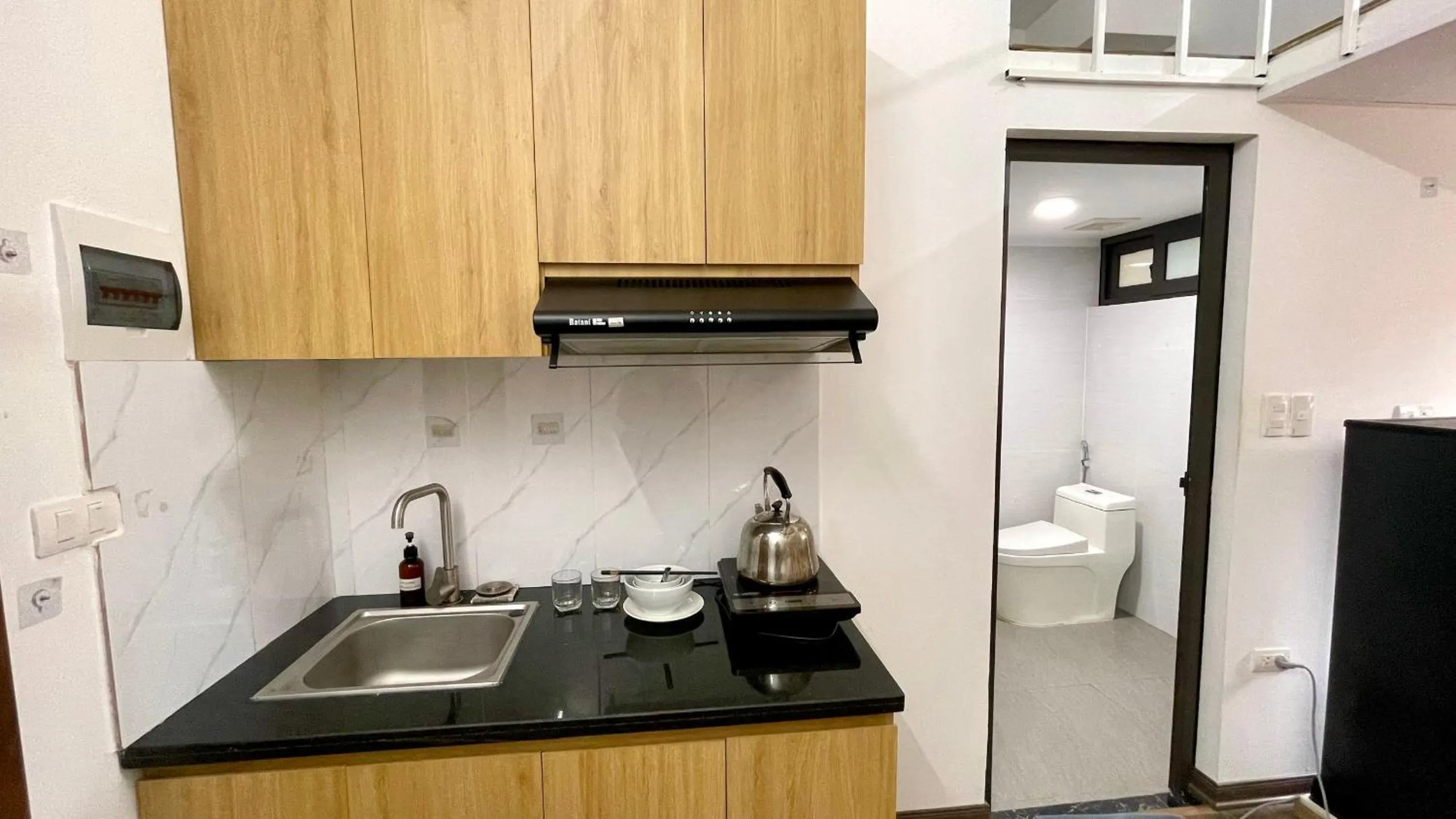 Era Apartment Khuc Thua Du