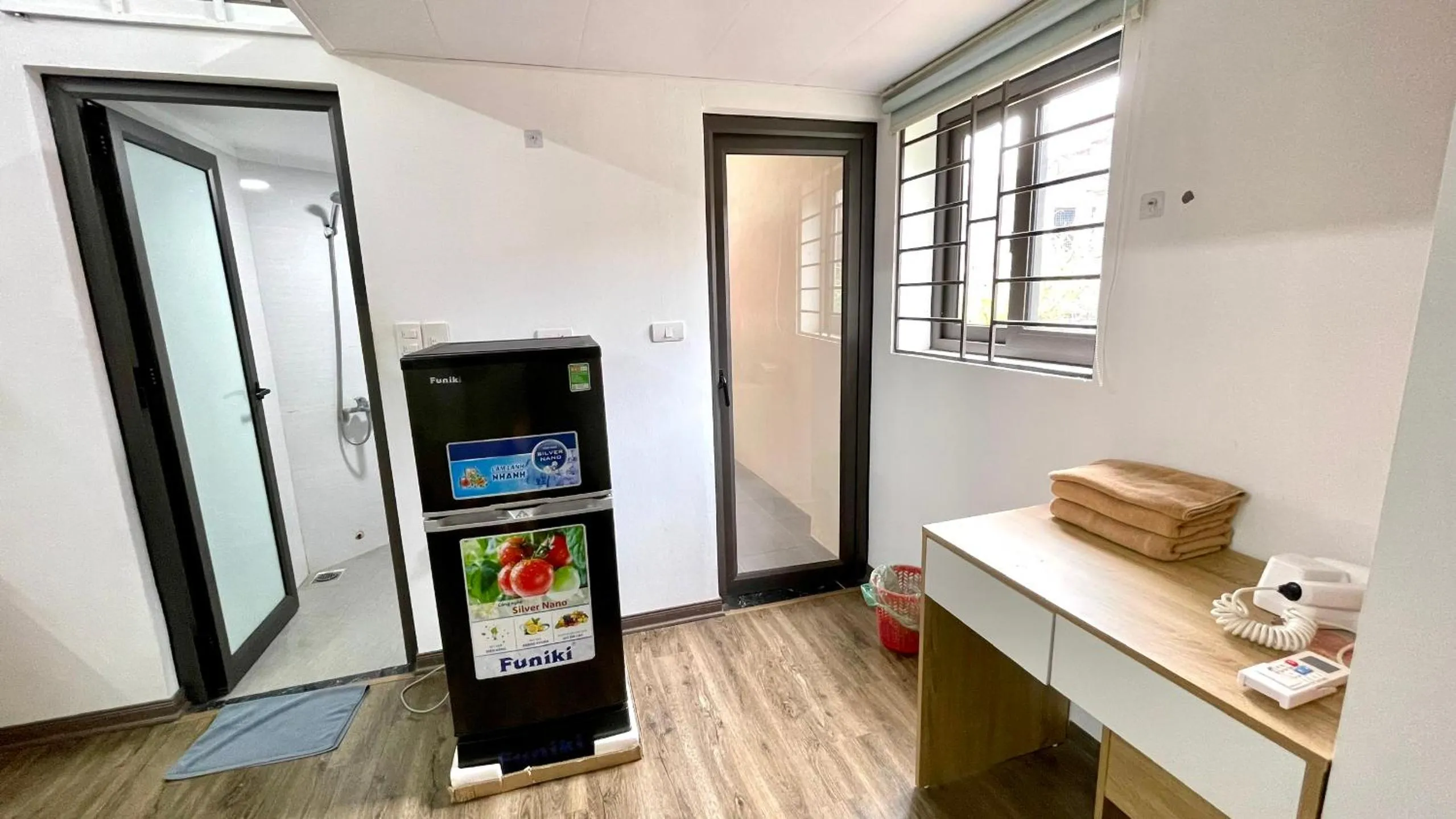 Era Apartment Khuc Thua Du