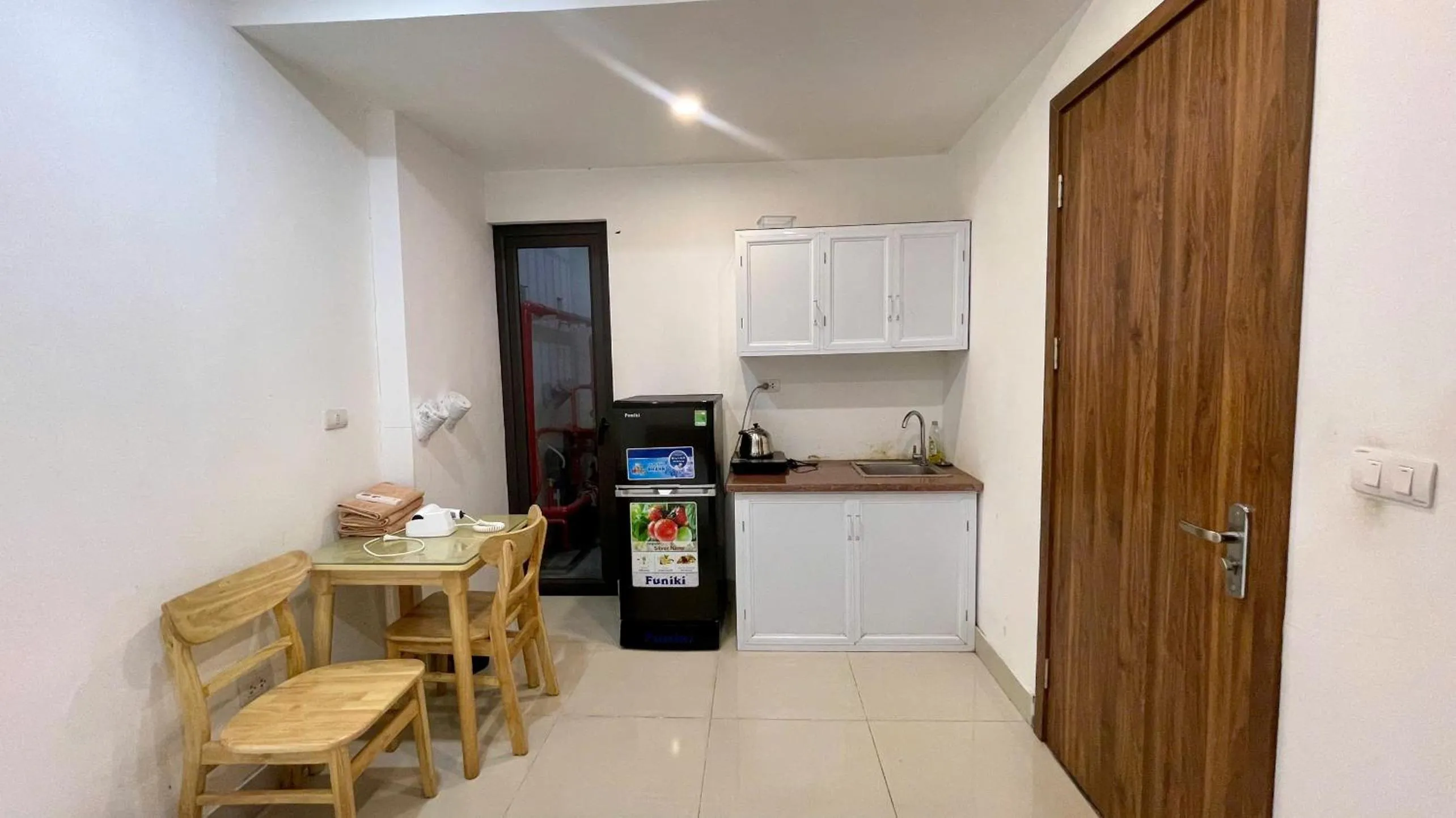 Era Apartment Khuc Thua Du