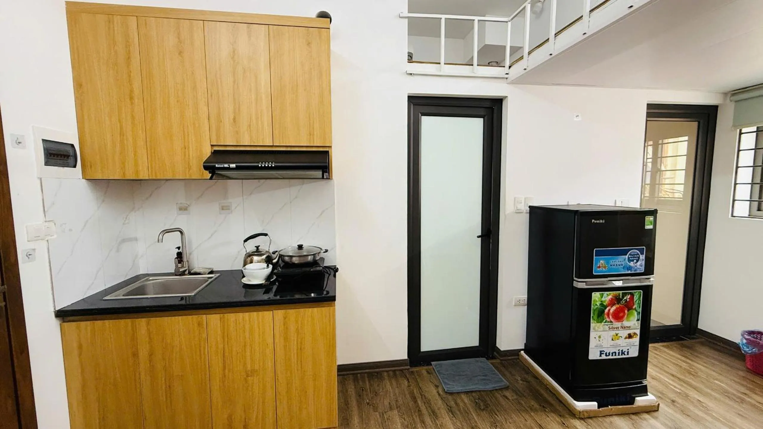 Era Apartment Khuc Thua Du